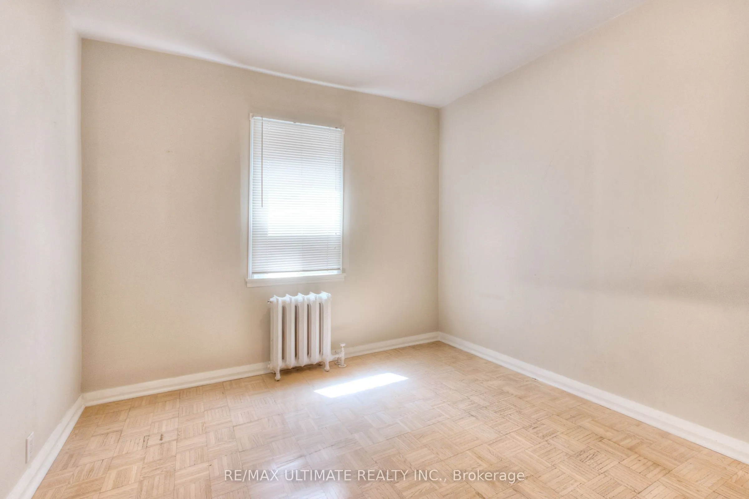 1652 Dufferin Street, #Main
