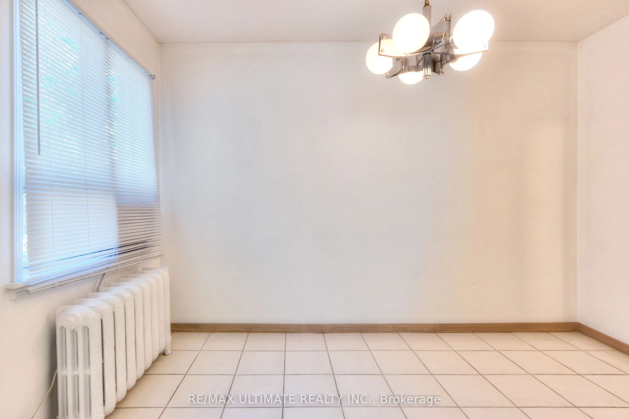 1652 Dufferin Street, #Main