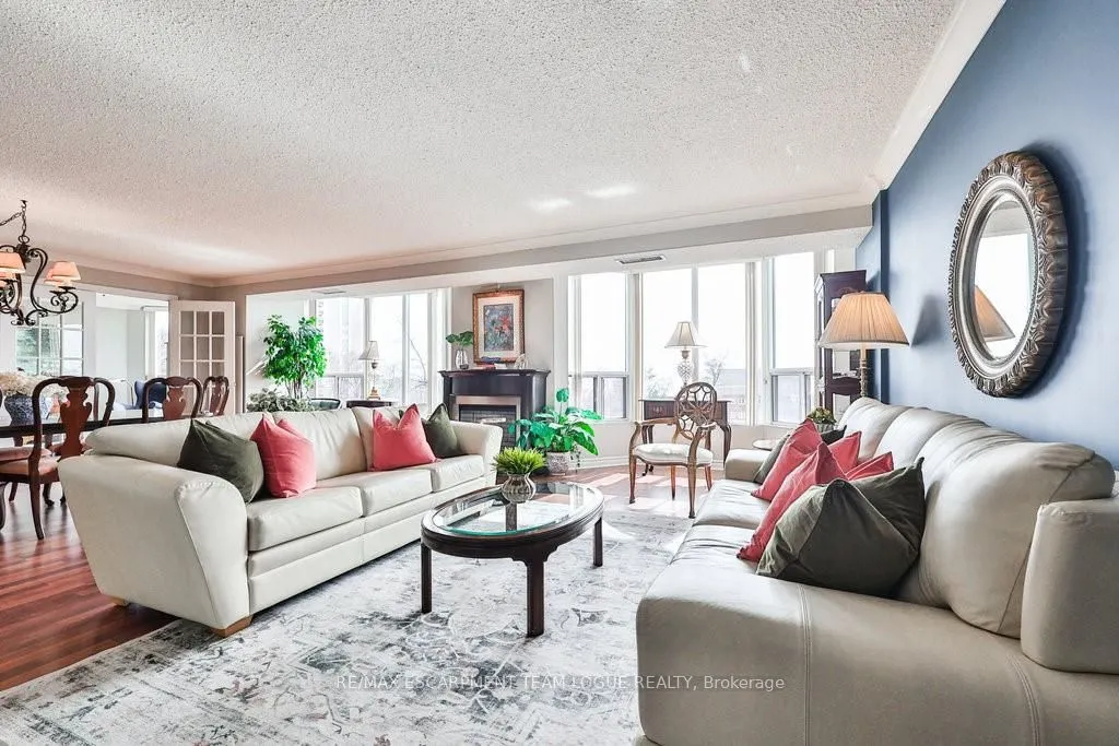 2121 Lakeshore Road, #502