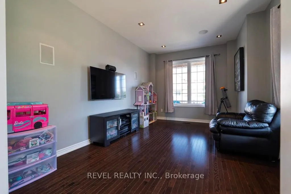 1 Coastline Drive