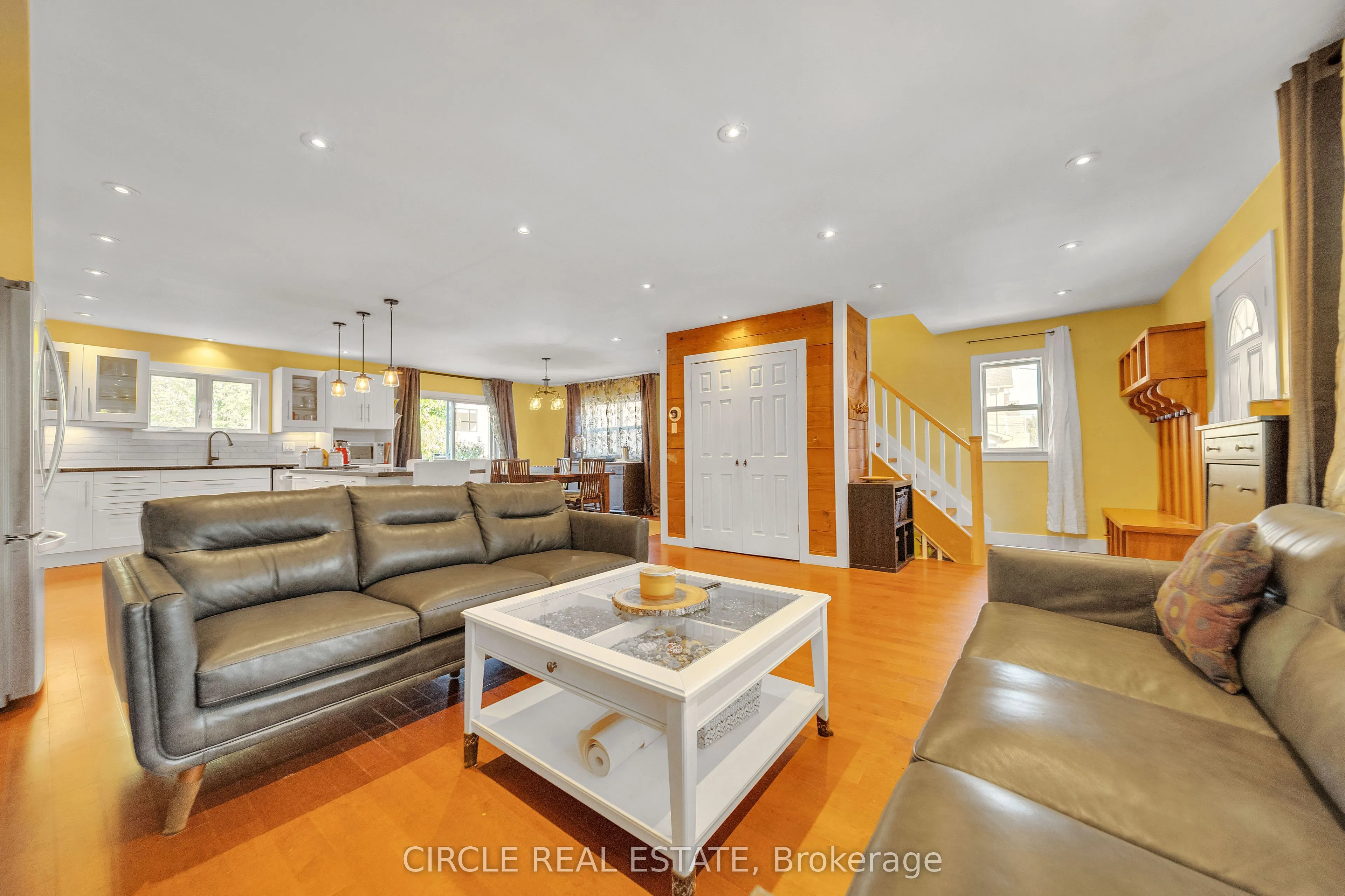 1043 Shaw Drive