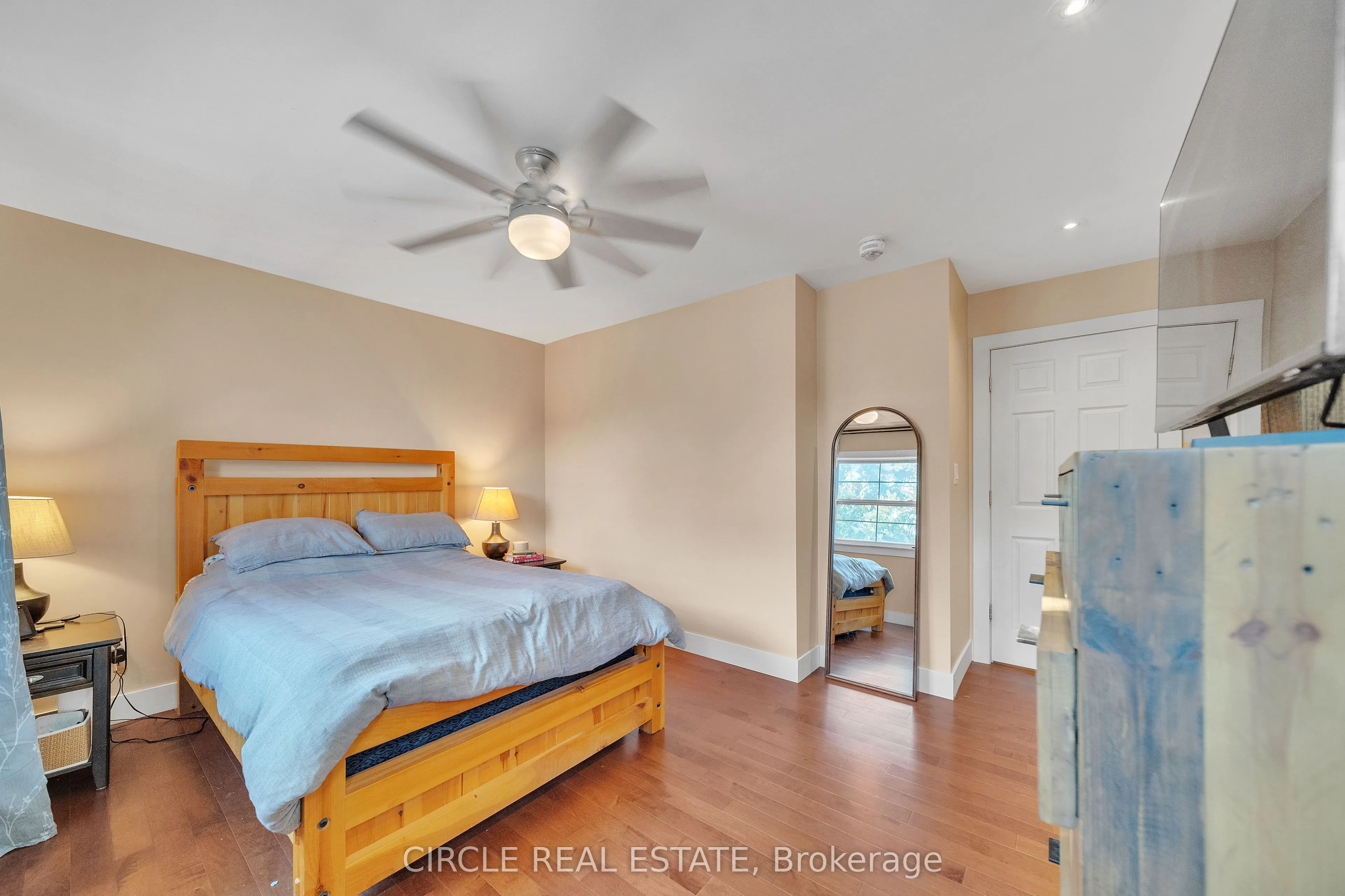 1043 Shaw Drive