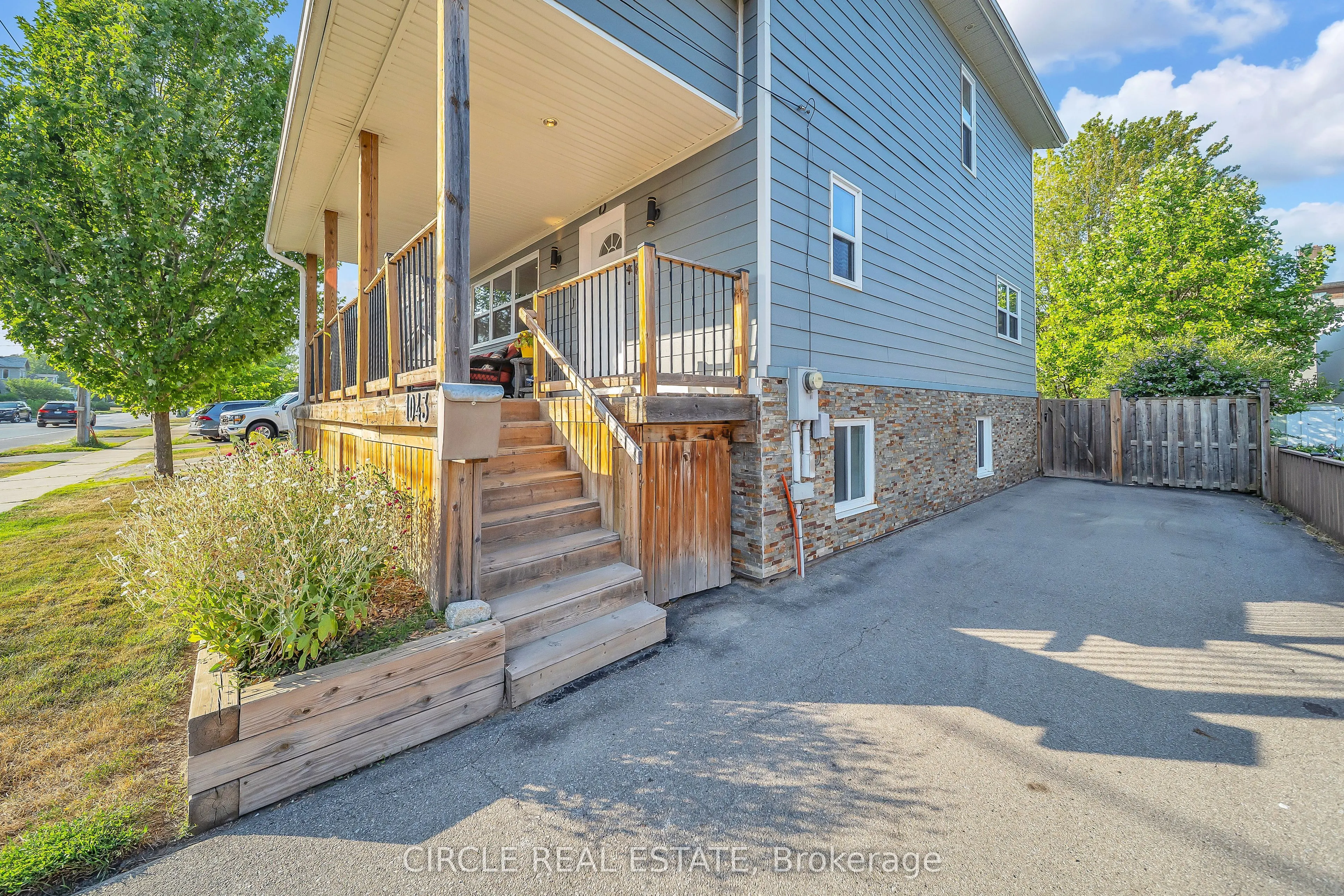 1043 Shaw Drive