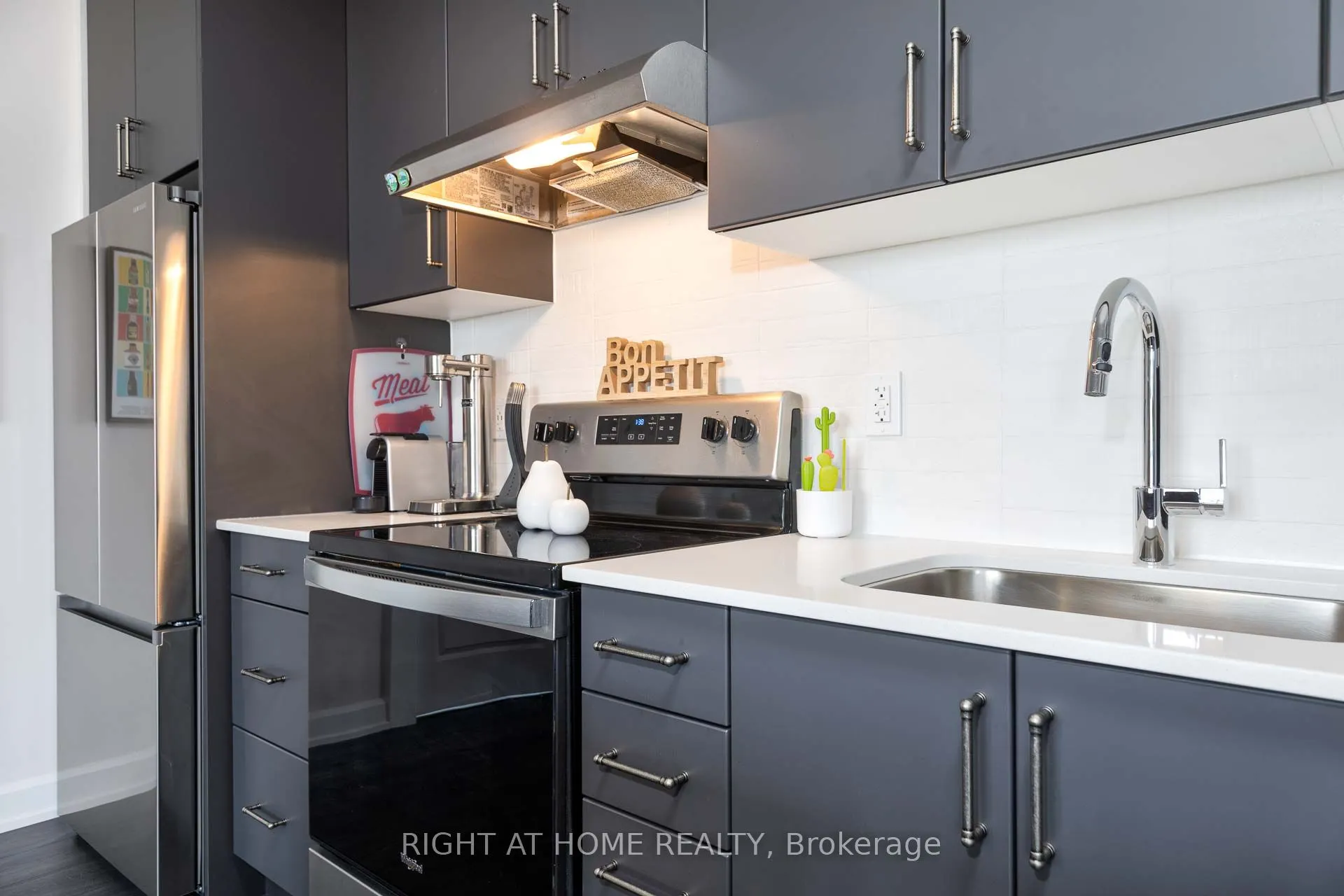 3200 William Coltson Avenue, #608