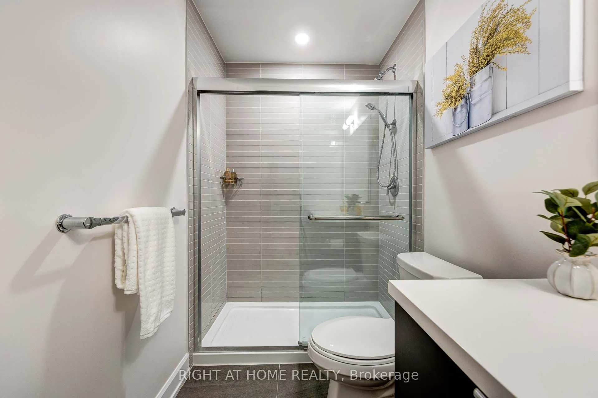 3200 William Coltson Avenue, #608