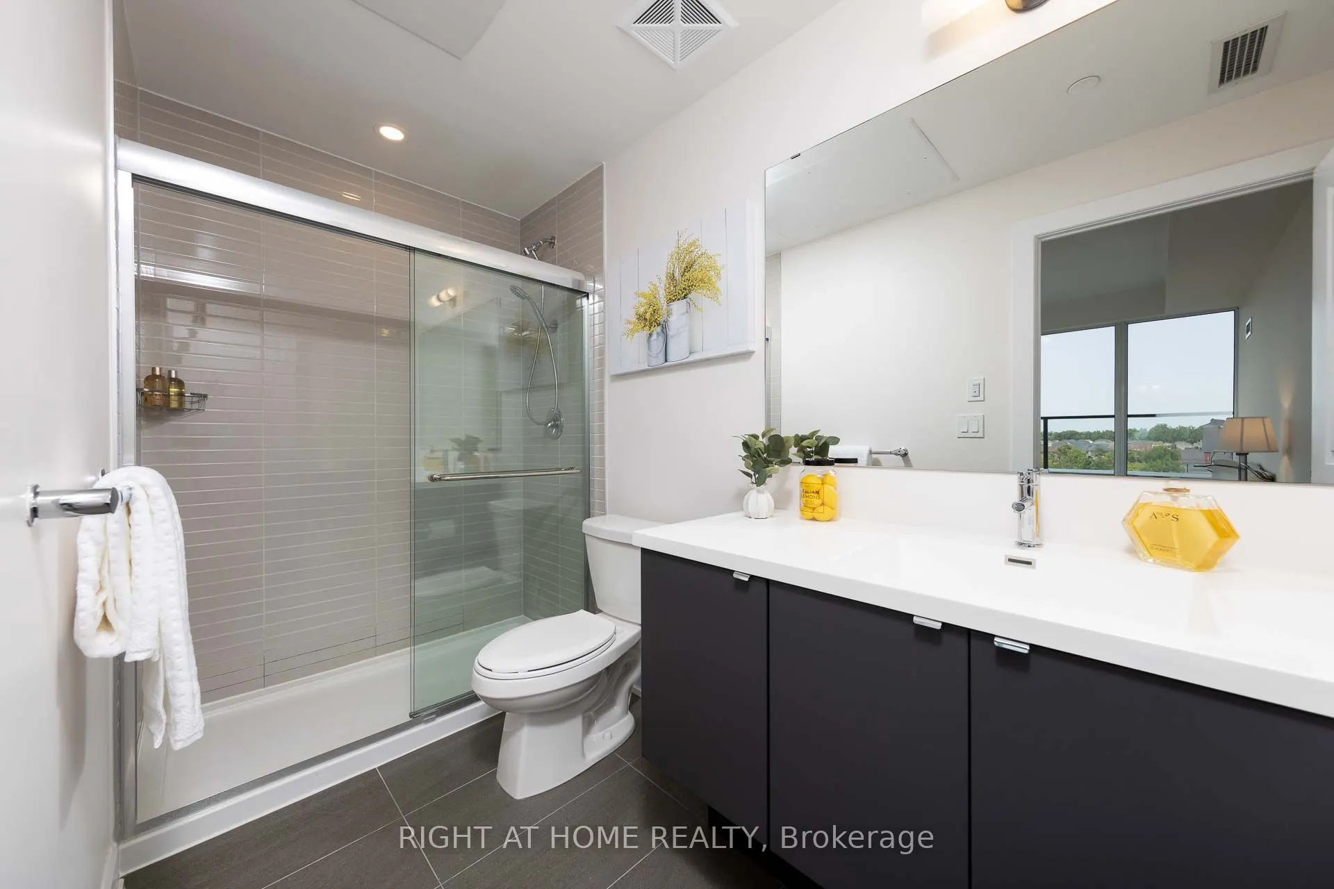3200 William Coltson Avenue, #608