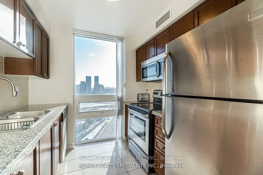 3 Michael Powers Place, #1807