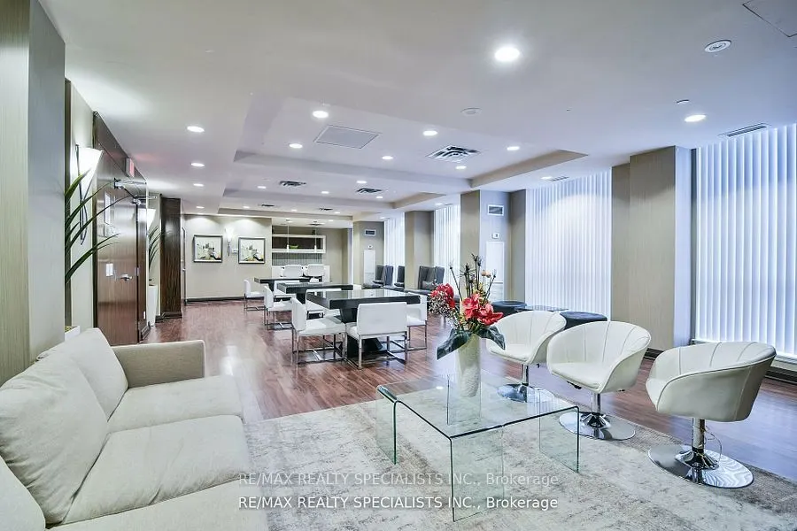 3 Michael Powers Place, #1807