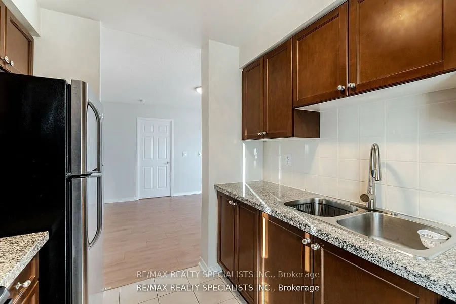 3 Michael Powers Place, #1807