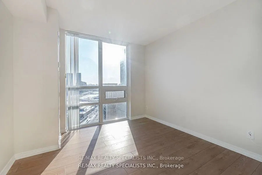 3 Michael Powers Place, #1807
