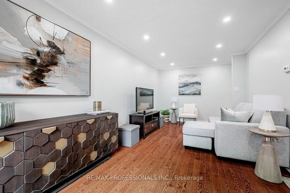 1180 Mississauga Valley Boulevard, #41
