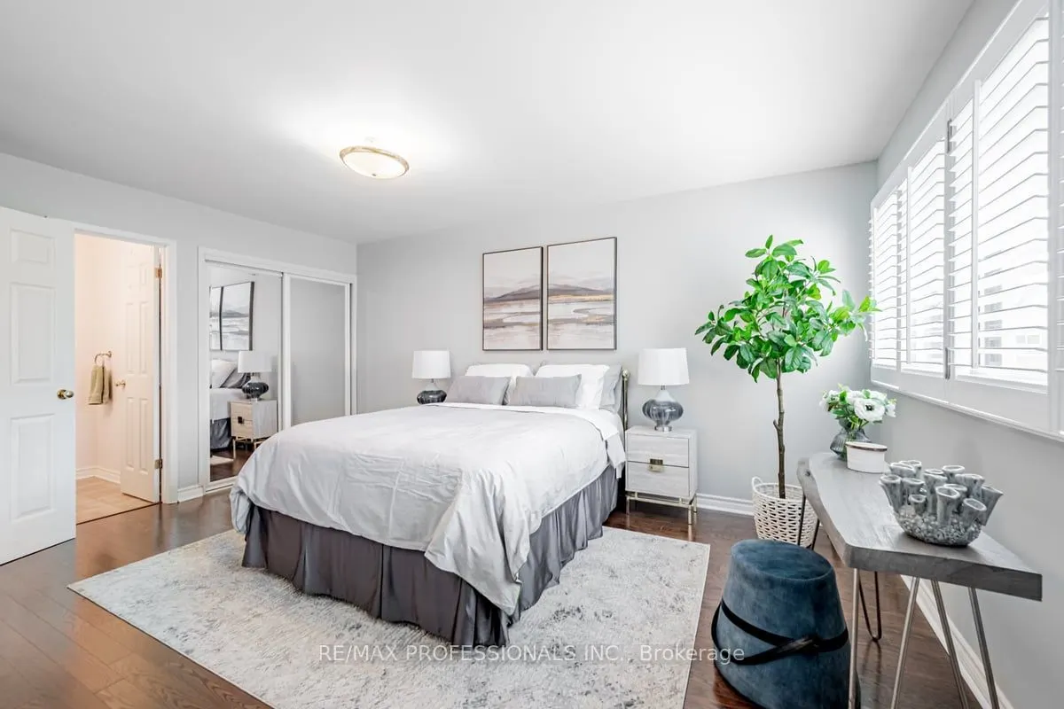 1180 Mississauga Valley Boulevard, #41