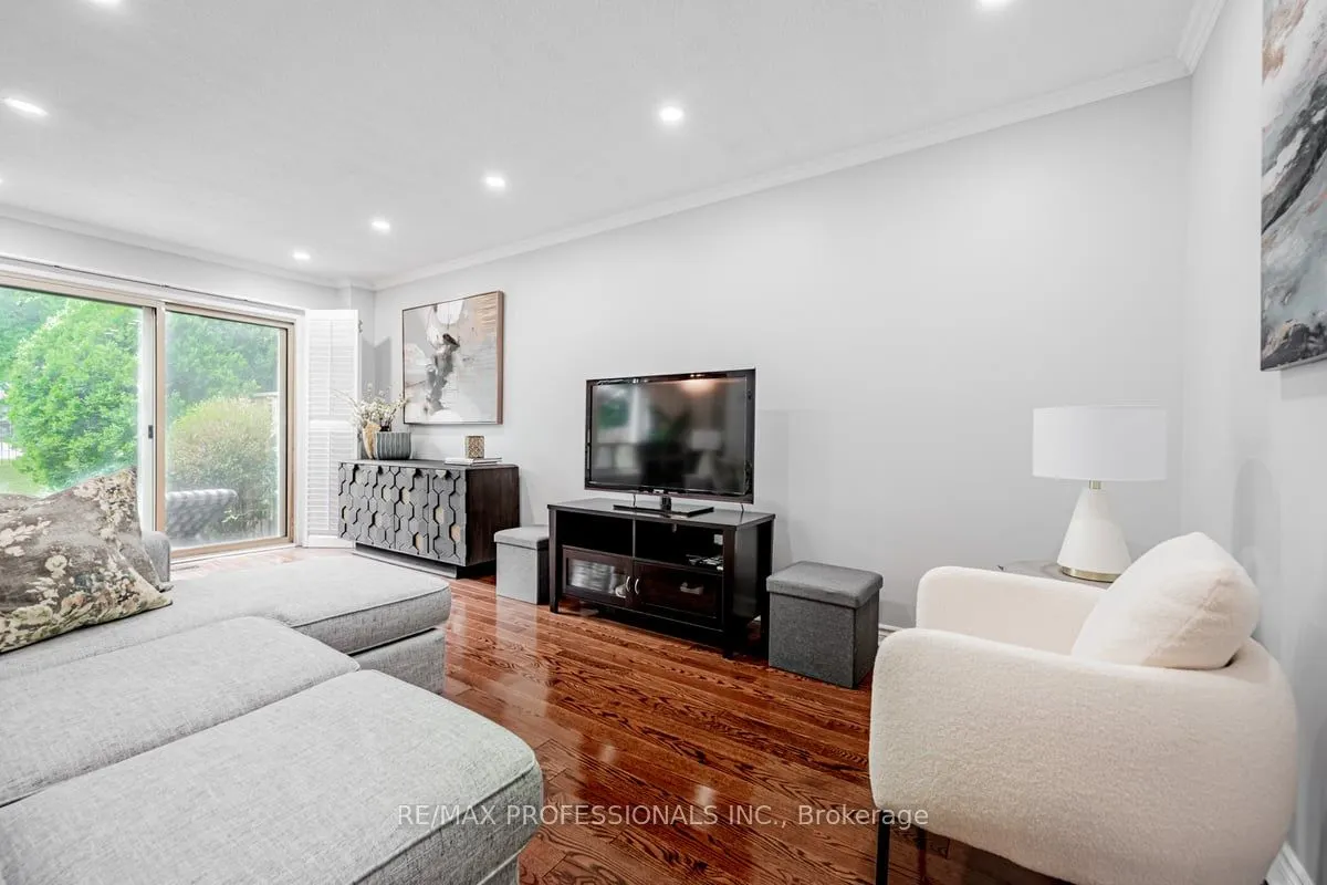 1180 Mississauga Valley Boulevard, #41