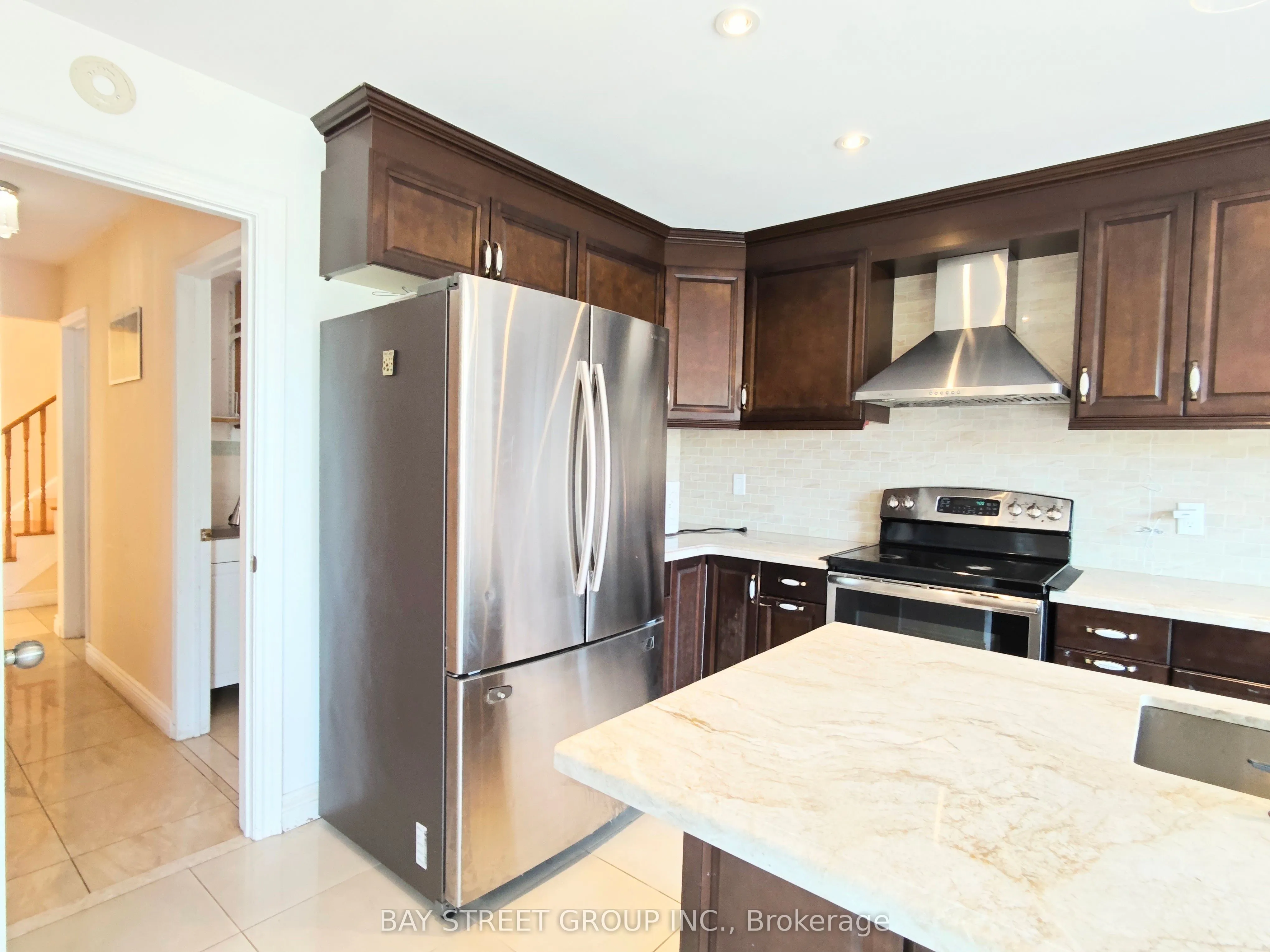 5251 Astwell Avenue, #Upper