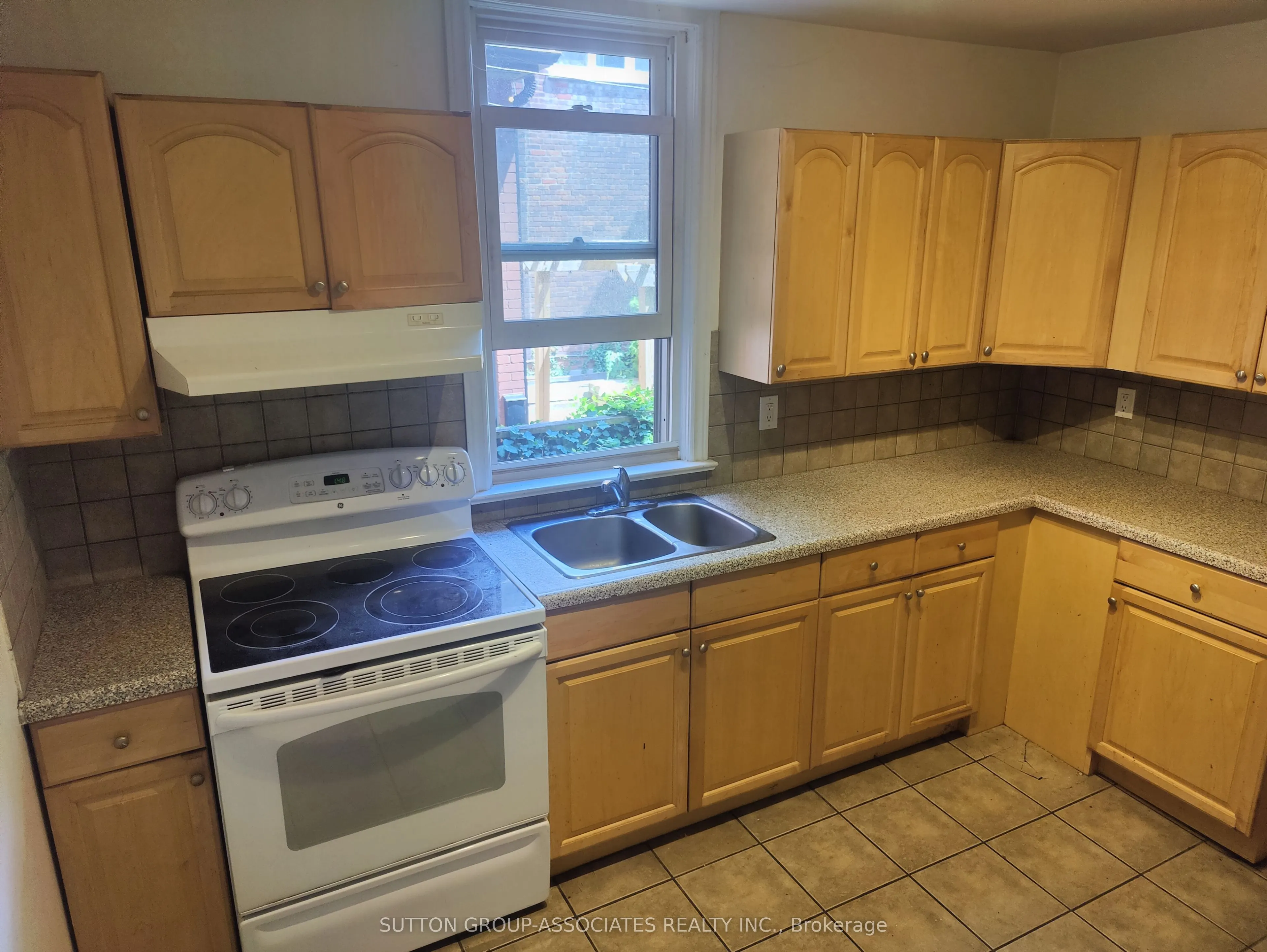 115 Marion Street, #1