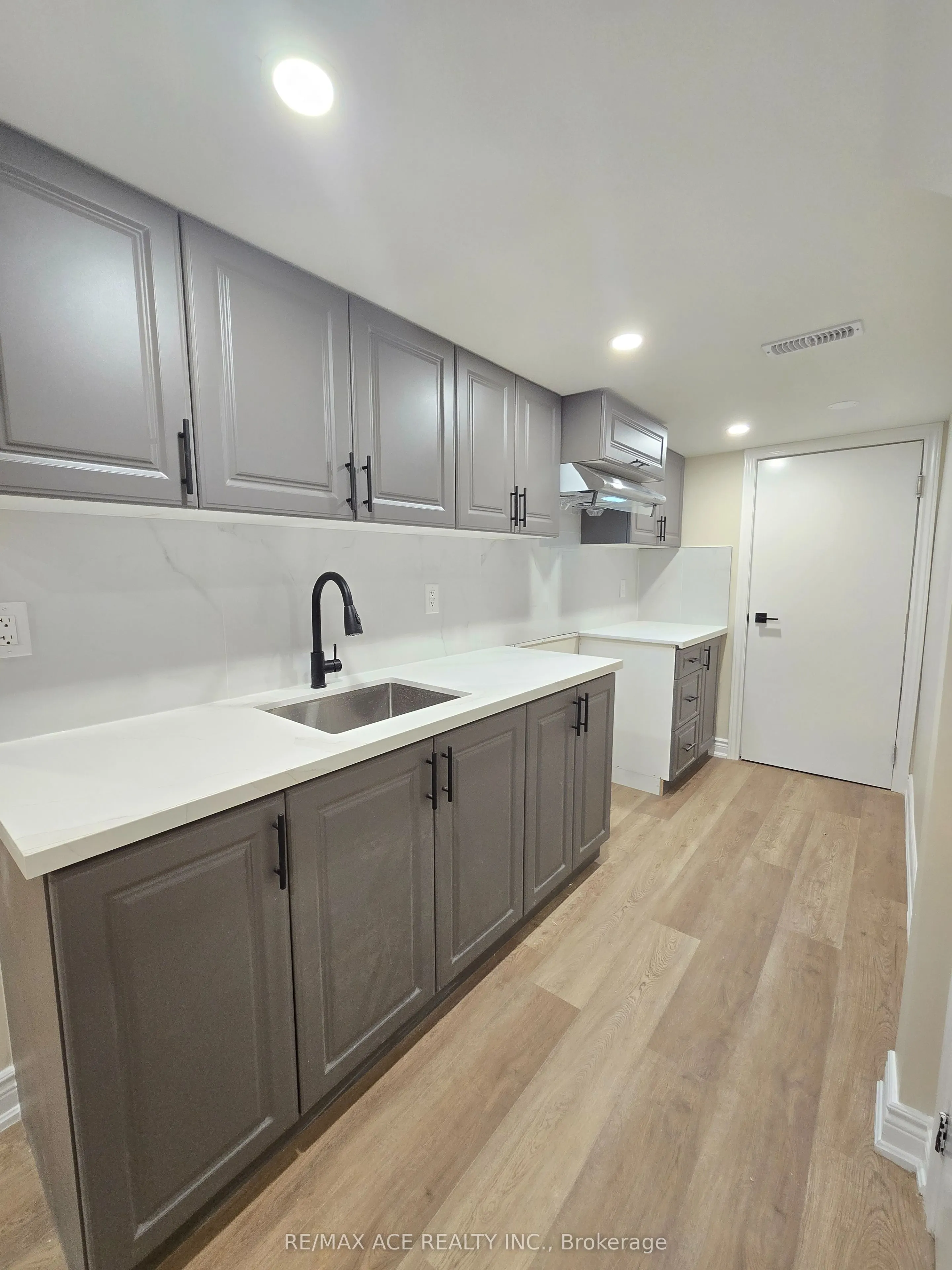 1470 Kovachik Boulevard, #BSMT