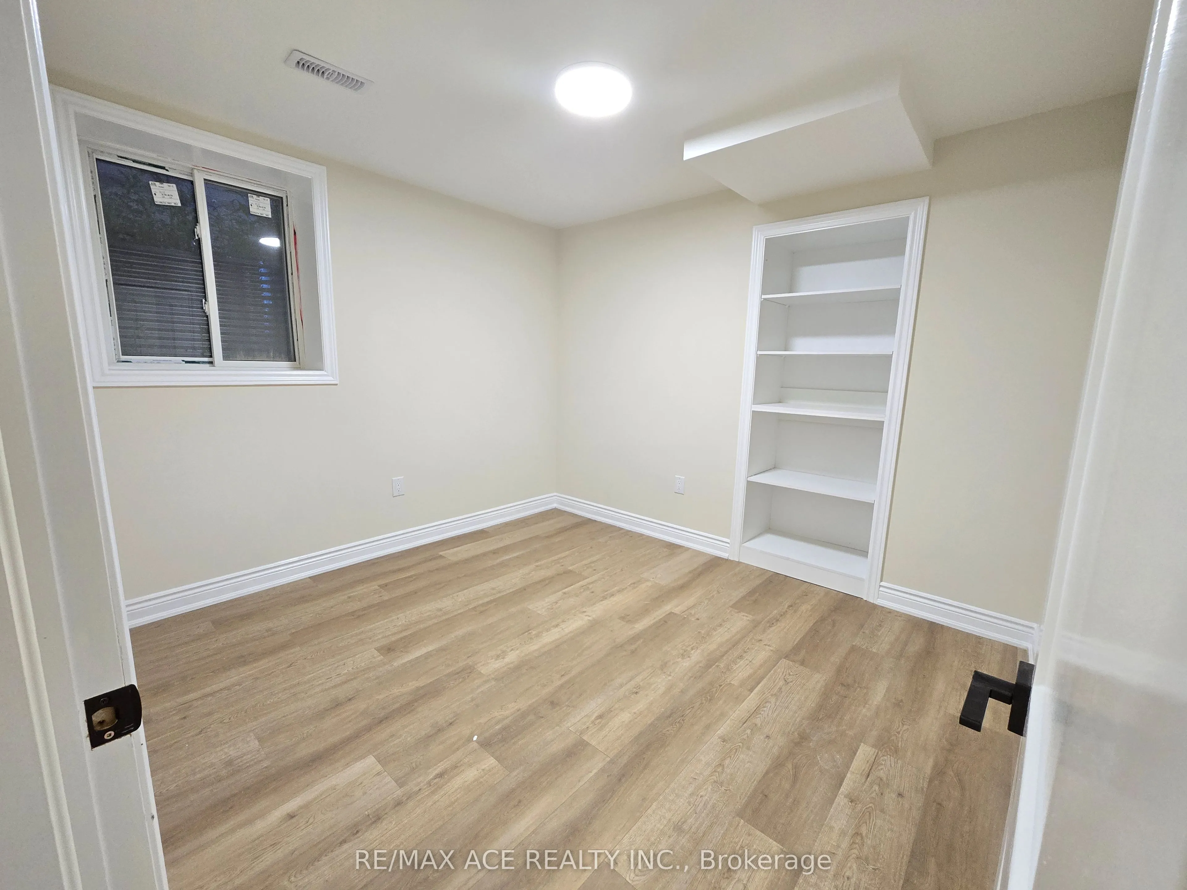 1470 Kovachik Boulevard, #BSMT
