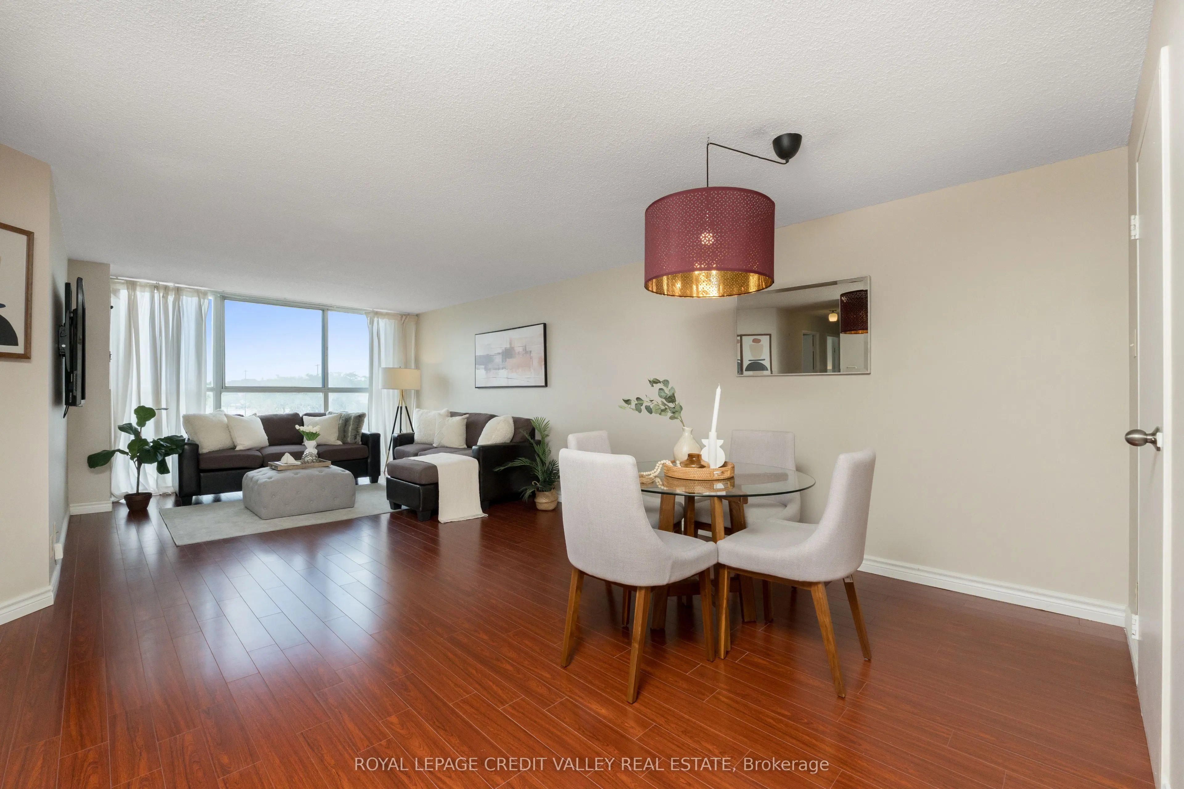 25 Trailwood Drive, #303
