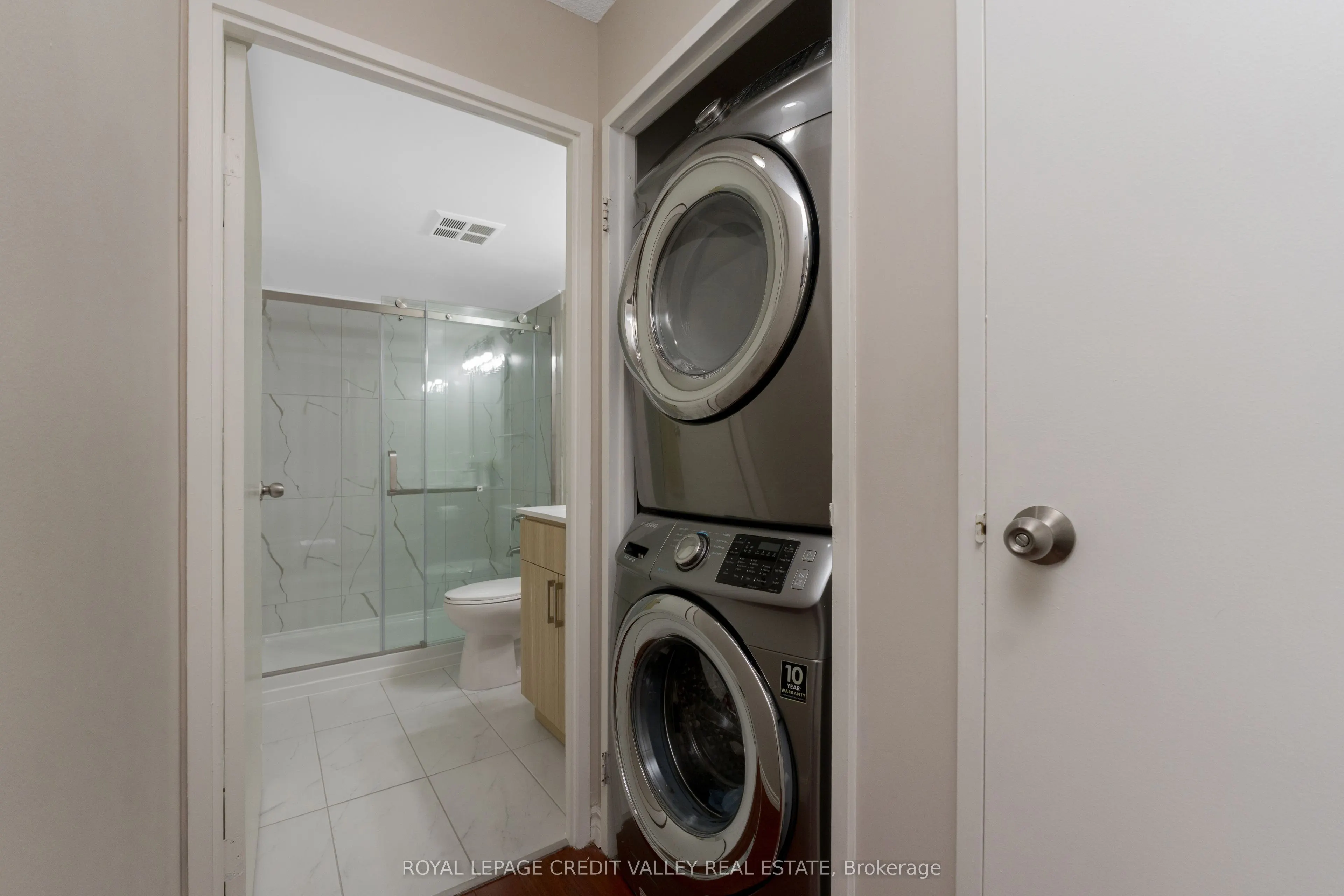 25 Trailwood Drive, #303