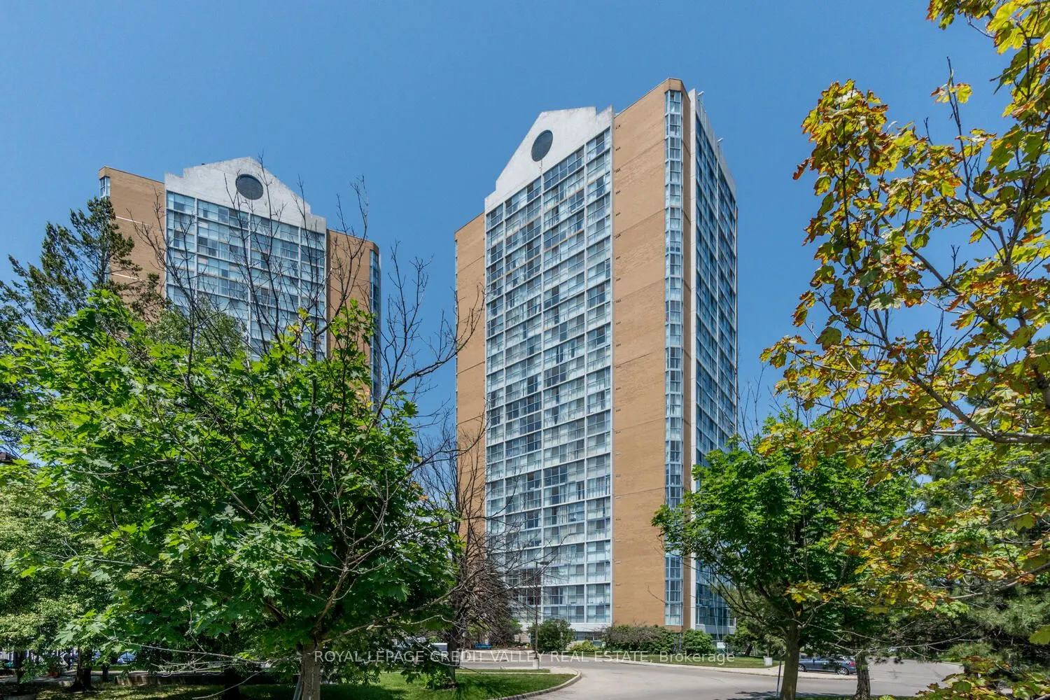 25 Trailwood Drive, #303