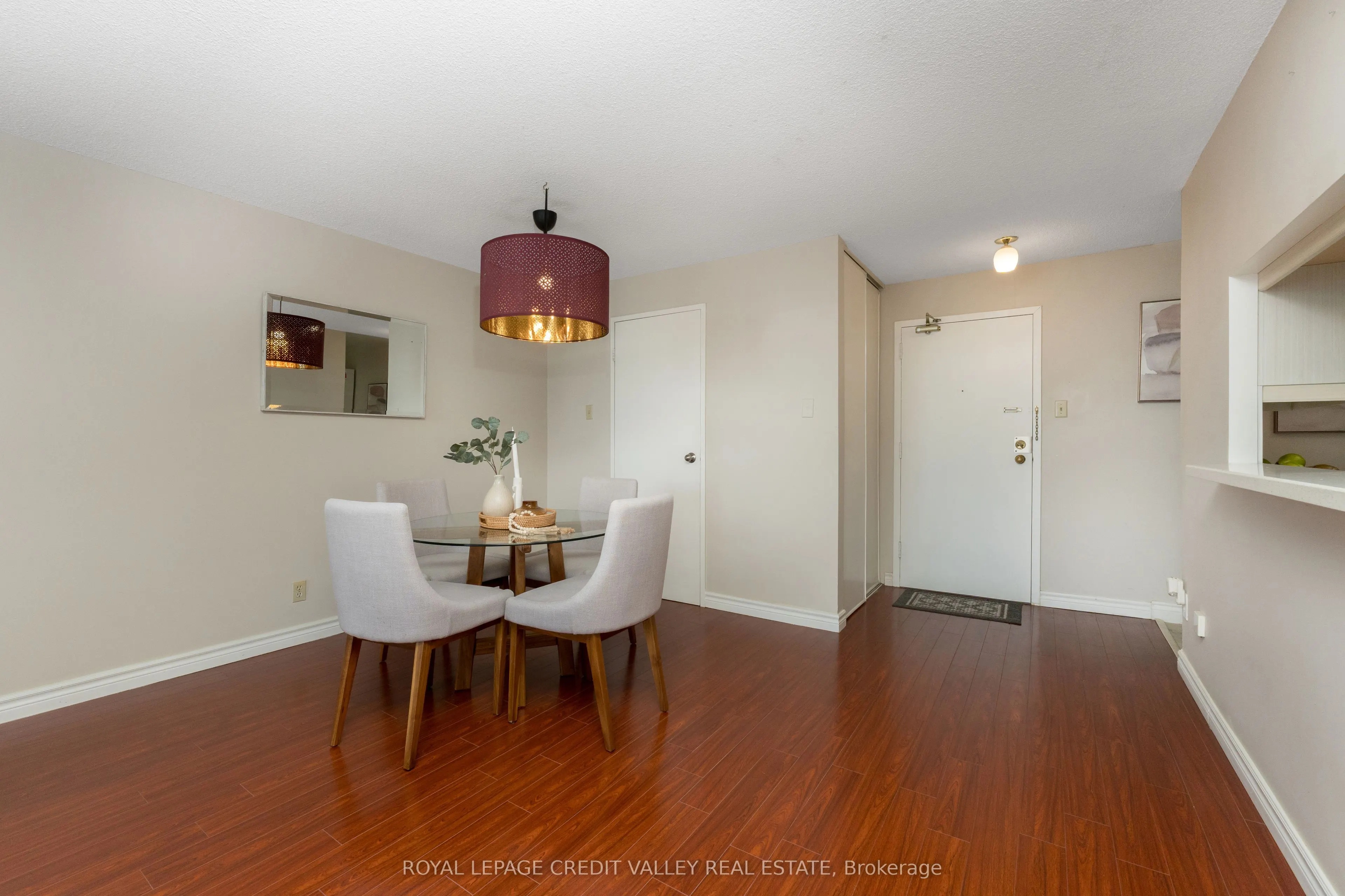 25 Trailwood Drive, #303