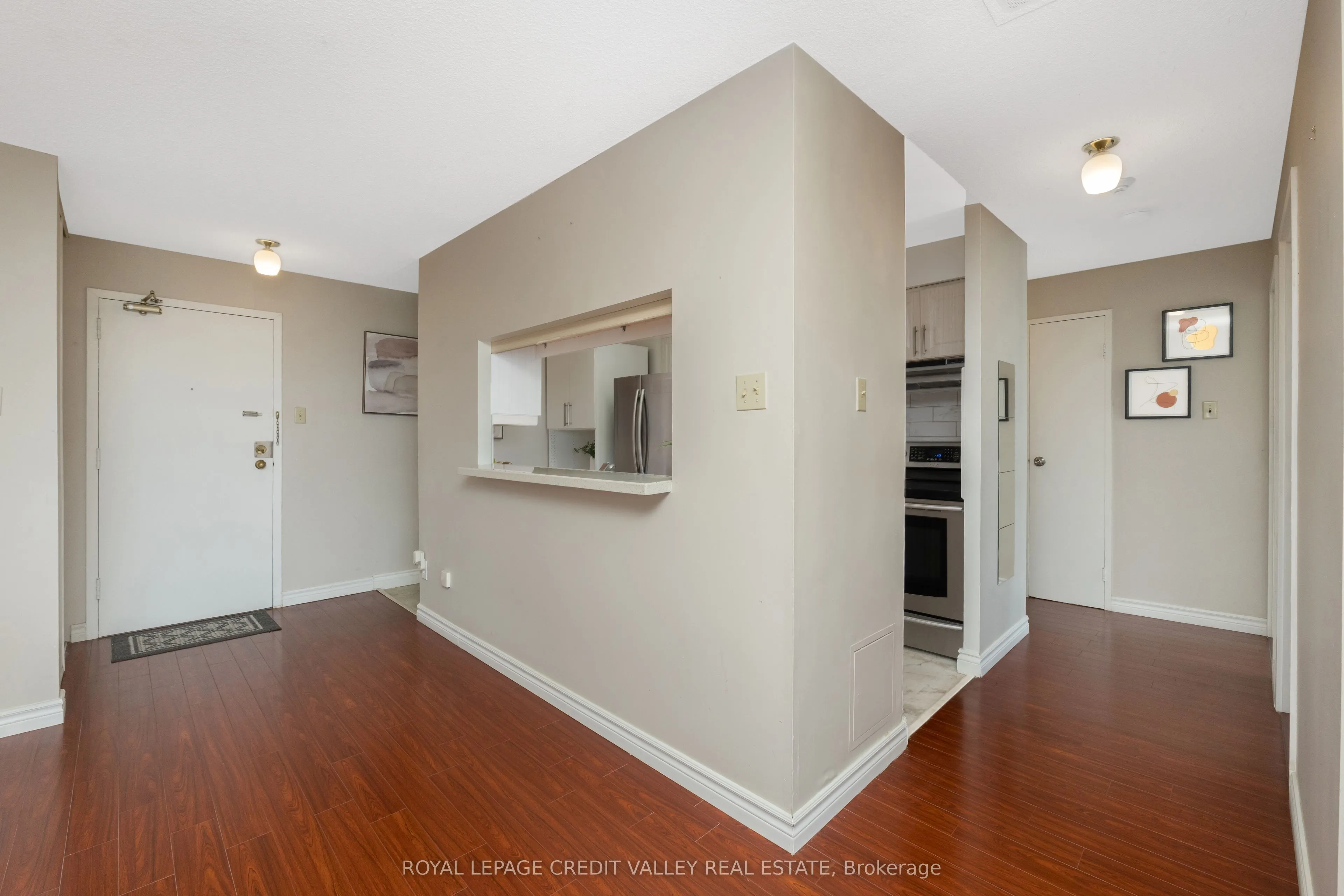 25 Trailwood Drive, #303