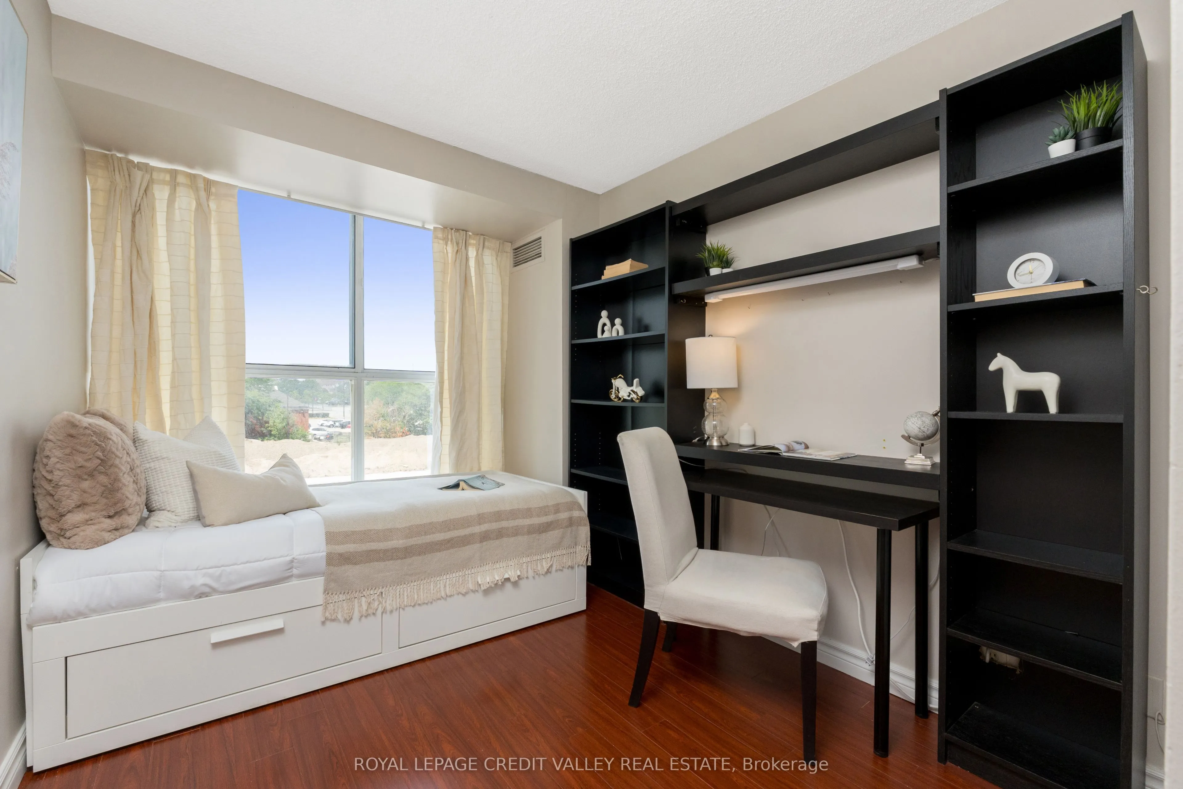 25 Trailwood Drive, #303