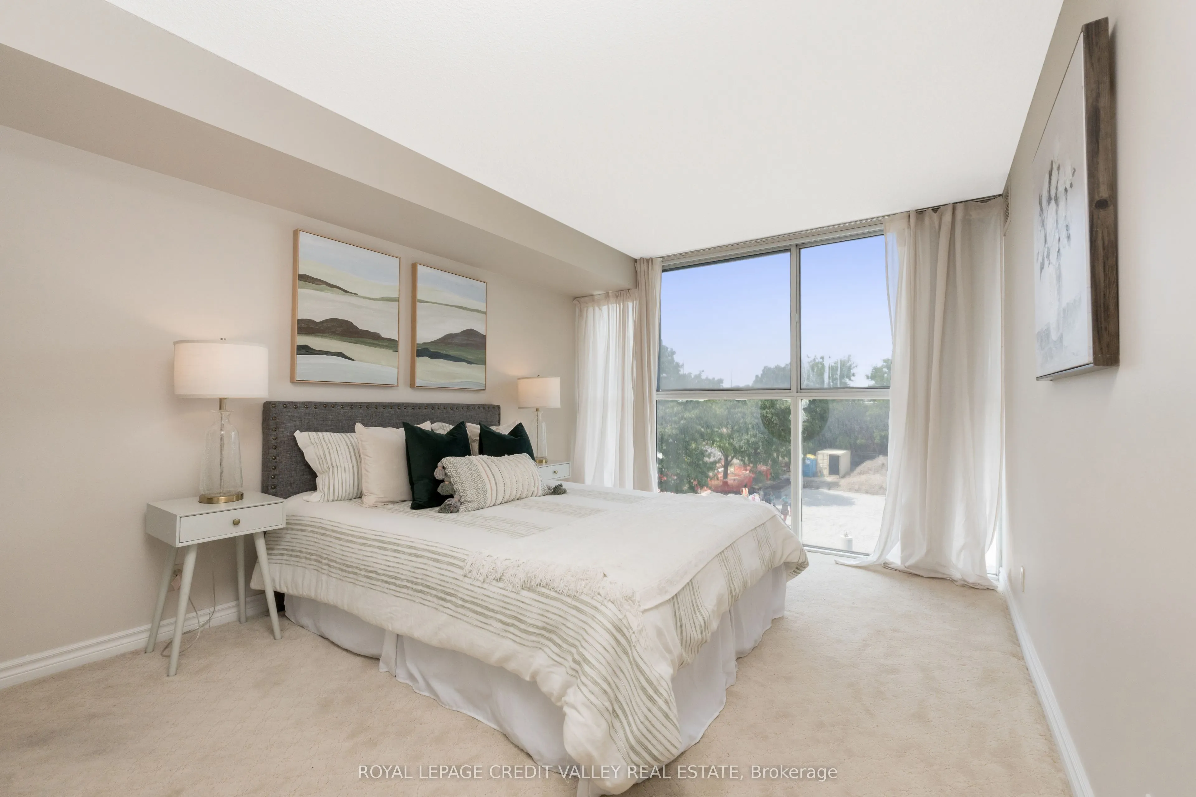 25 Trailwood Drive, #303