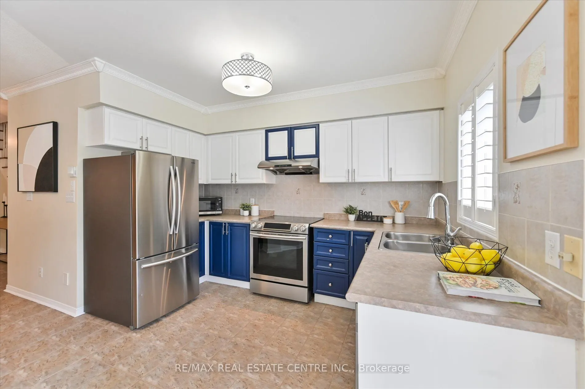 1091 Windbrook Grove