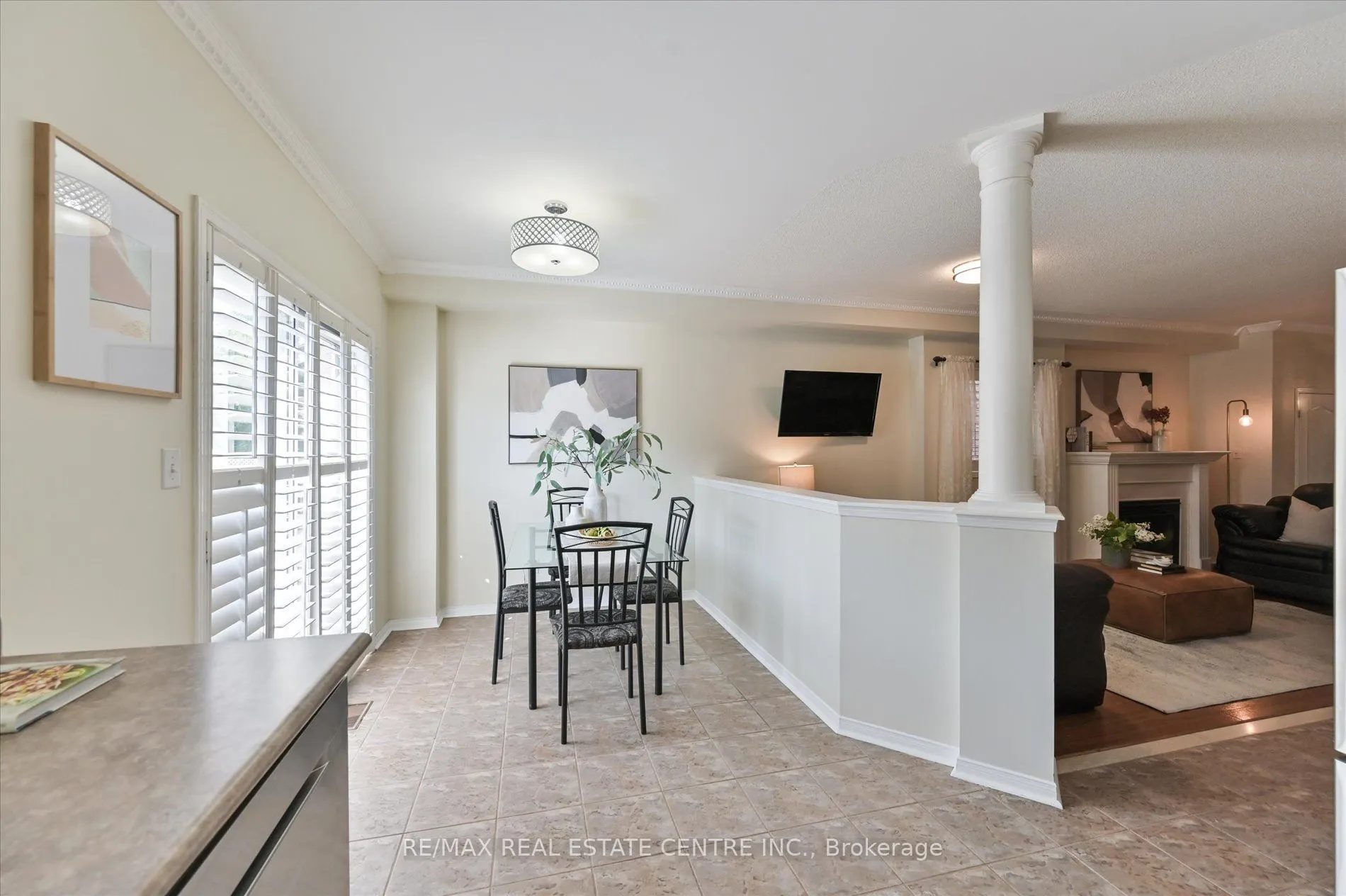 1091 Windbrook Grove