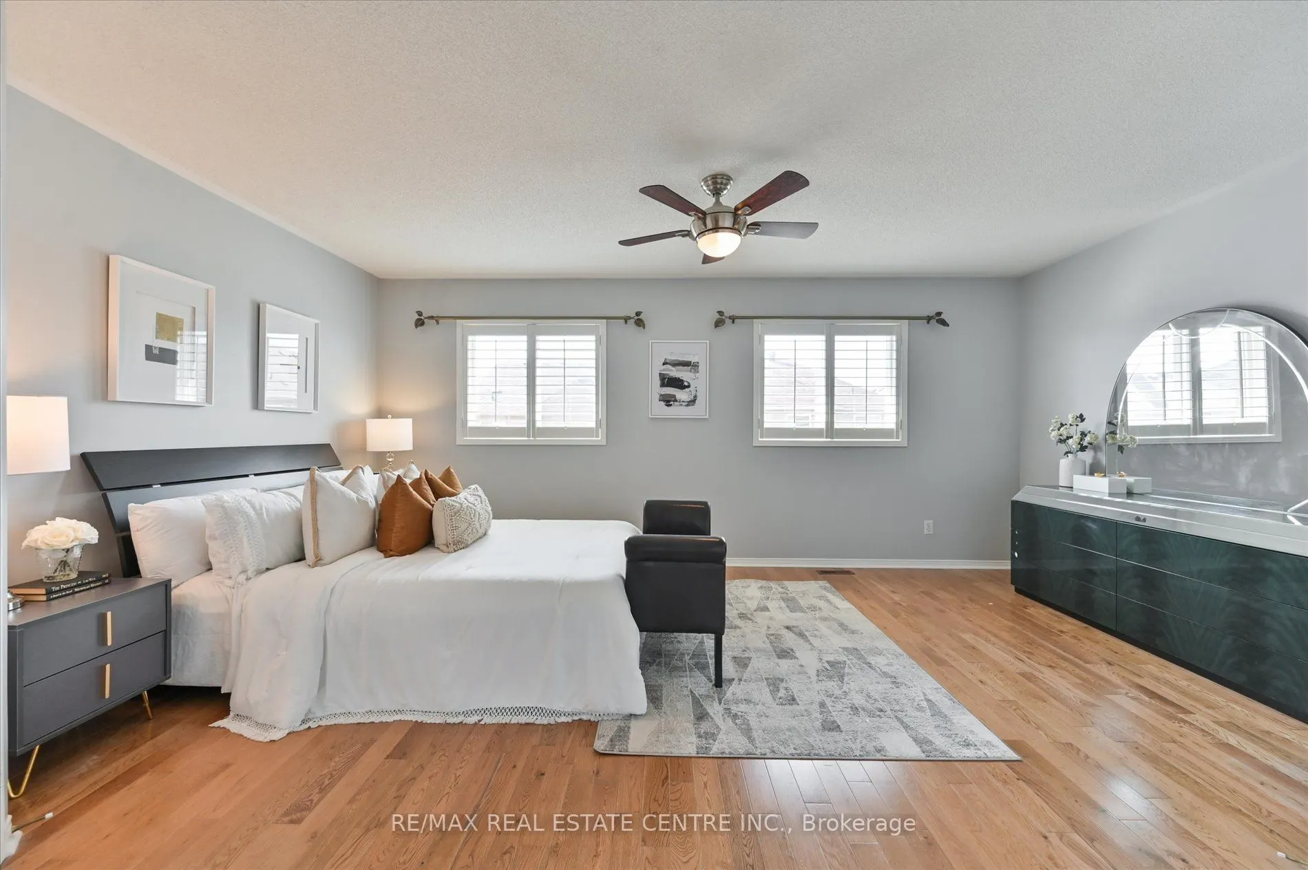 1091 Windbrook Grove