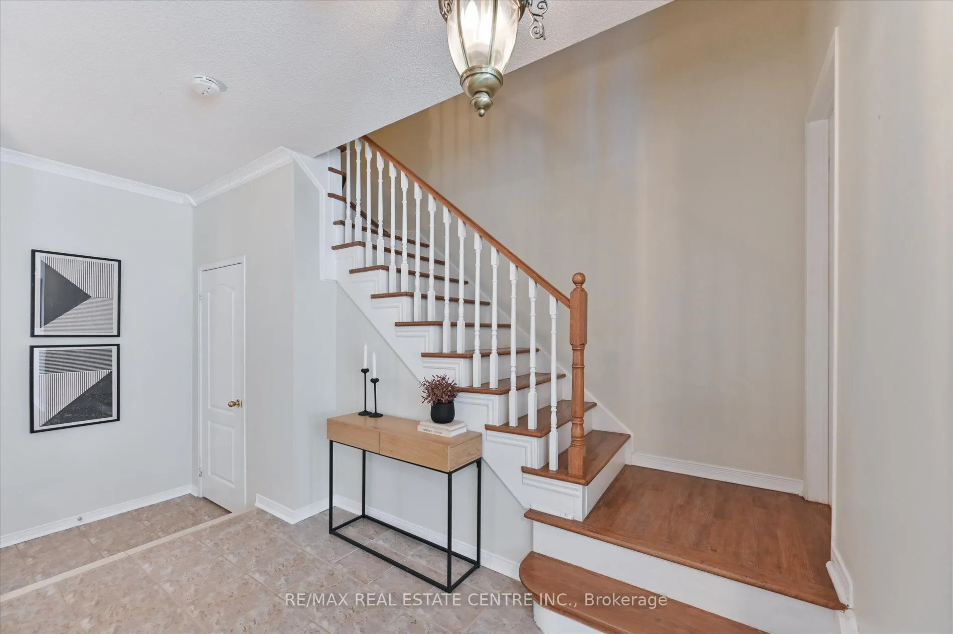 1091 Windbrook Grove