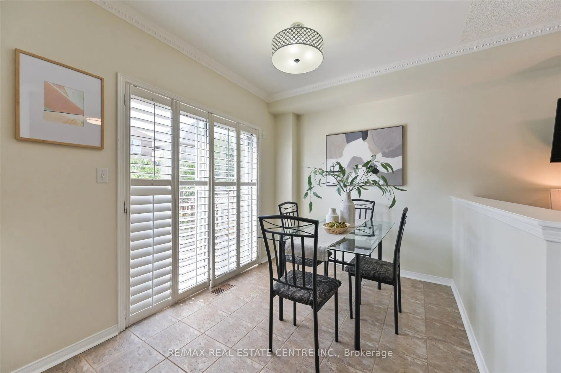 1091 Windbrook Grove