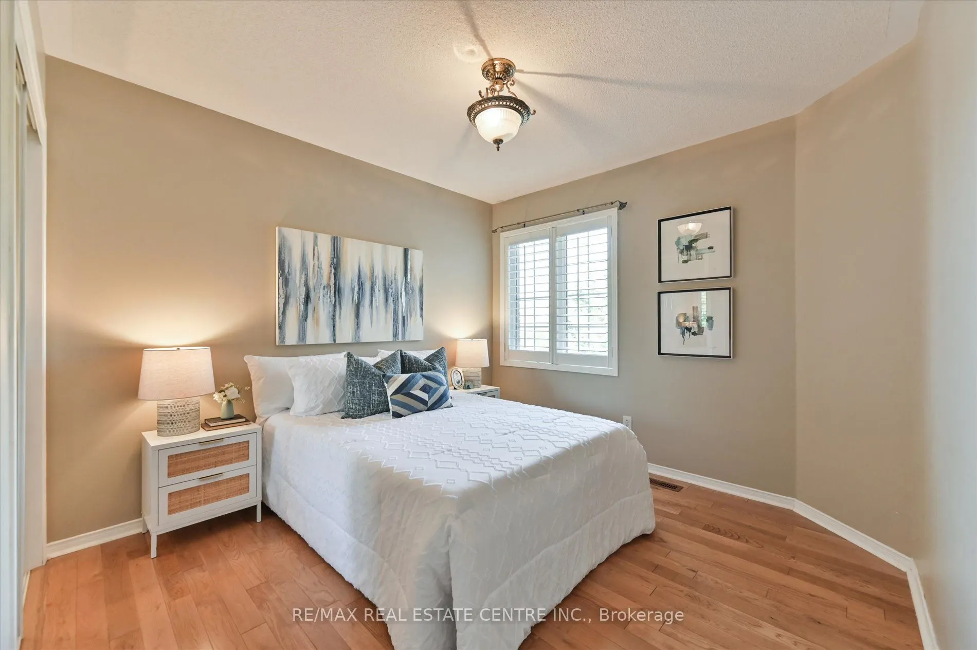 1091 Windbrook Grove