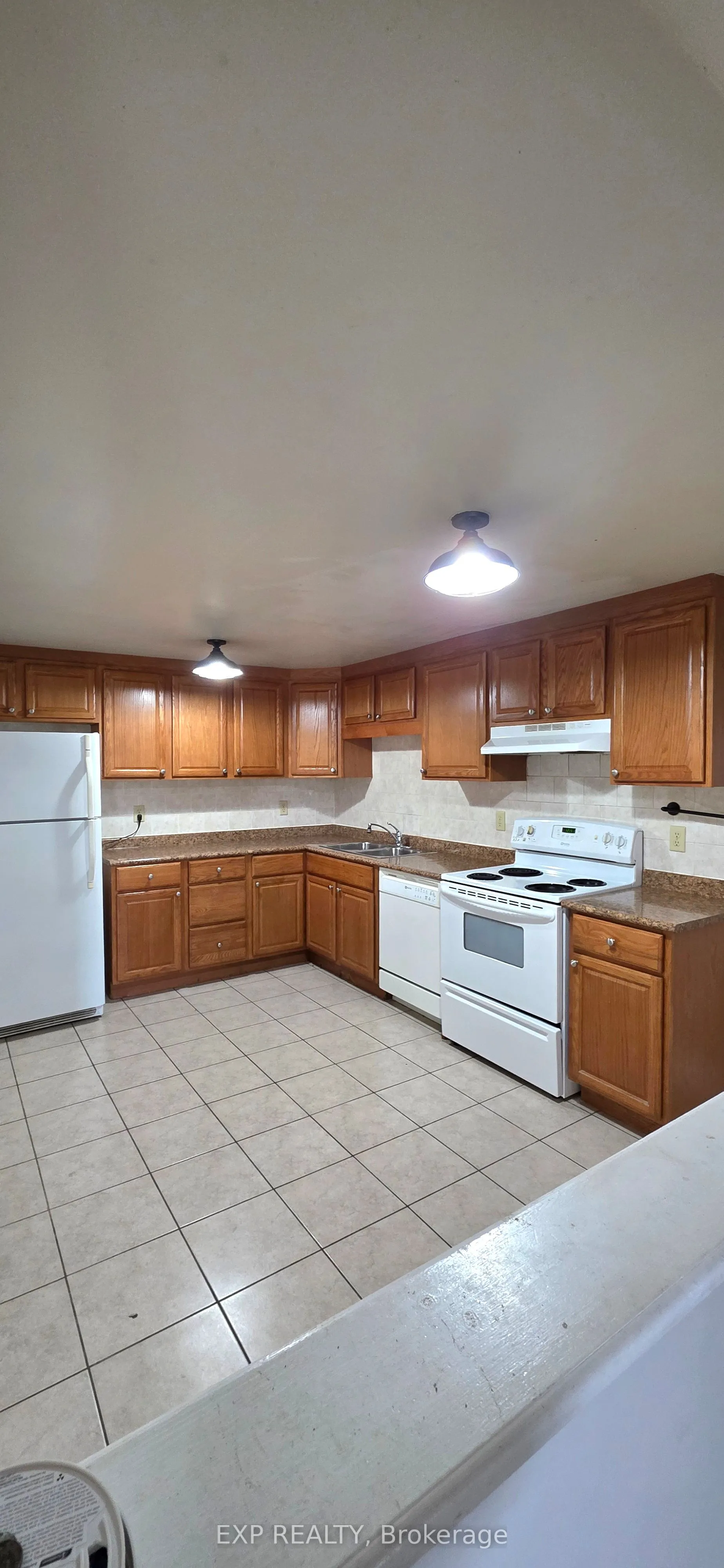 80 Kennedy Road N, #101