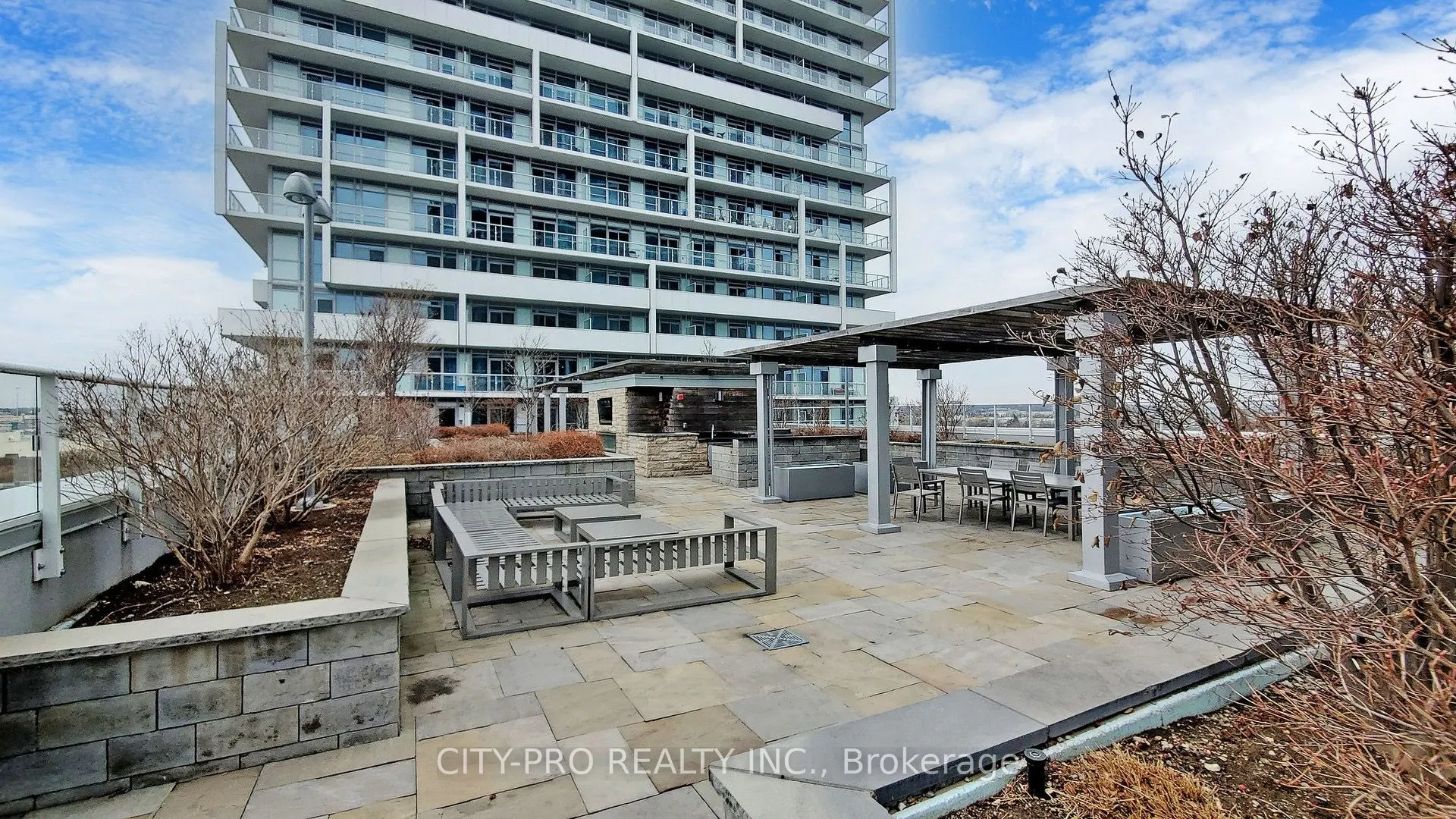 55 Speers Road S, #505