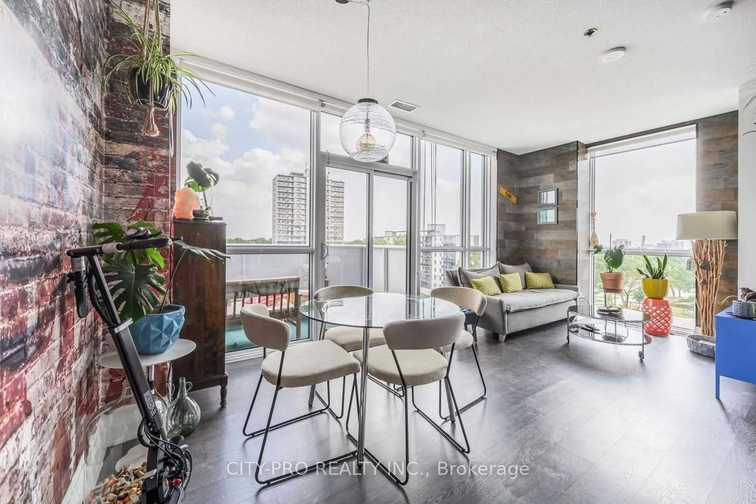 55 Speers Road S, #505