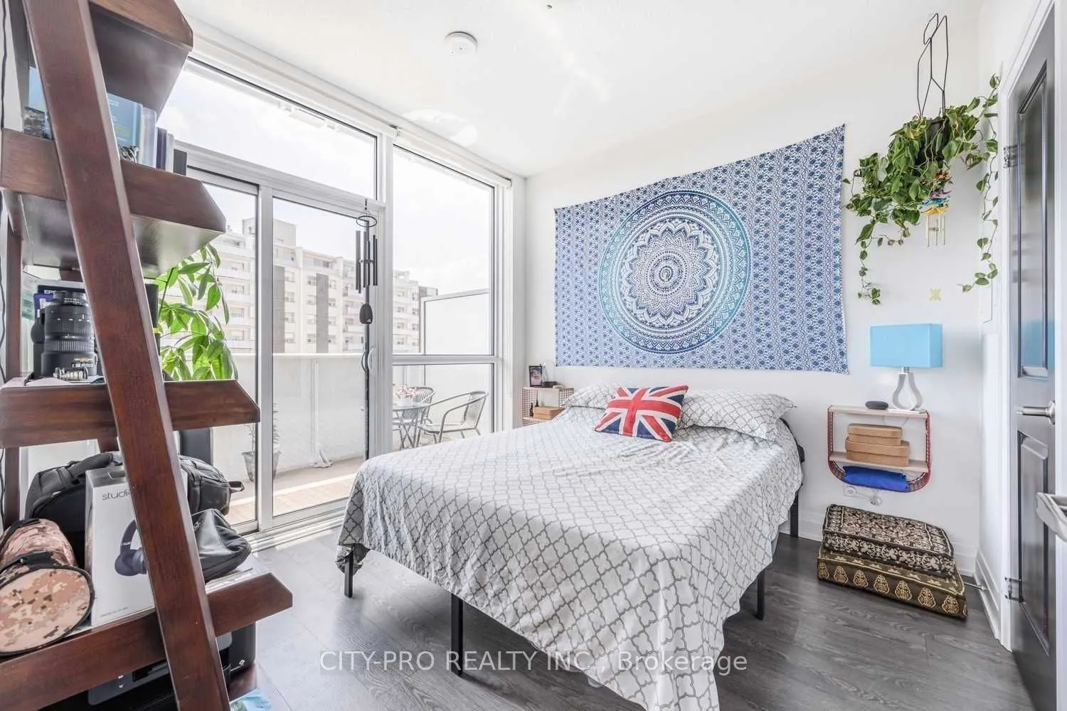 55 Speers Road S, #505