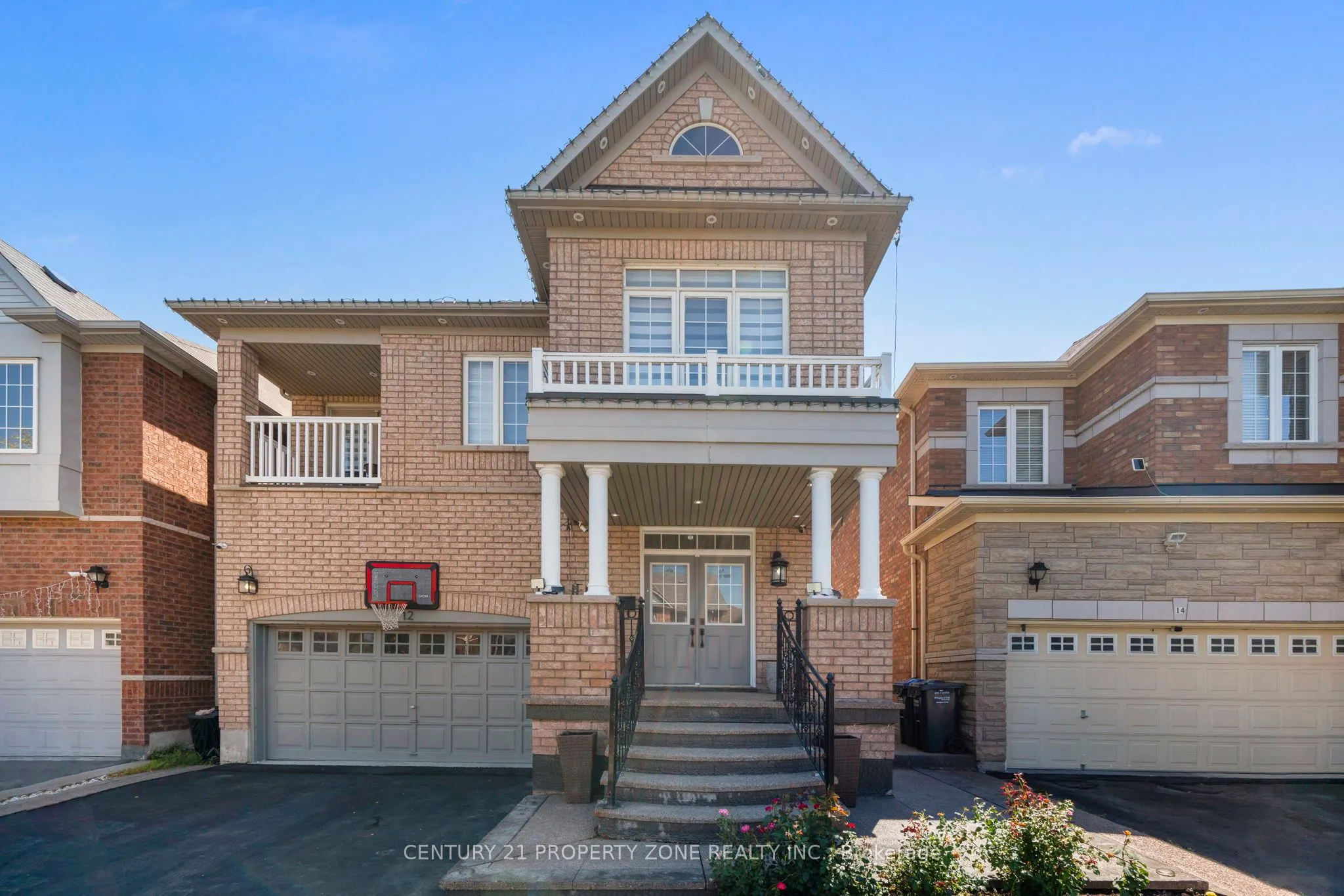 12 Ledgerock Road