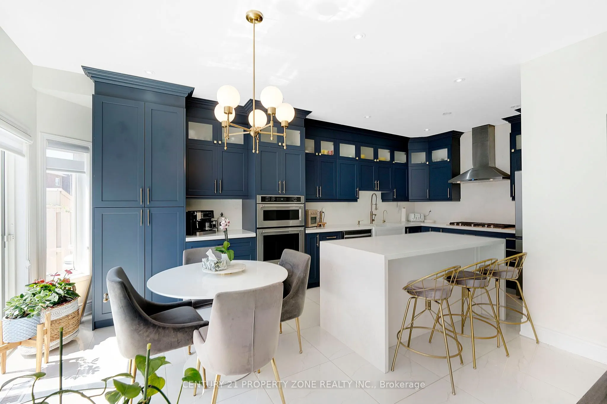 12 Ledgerock Road