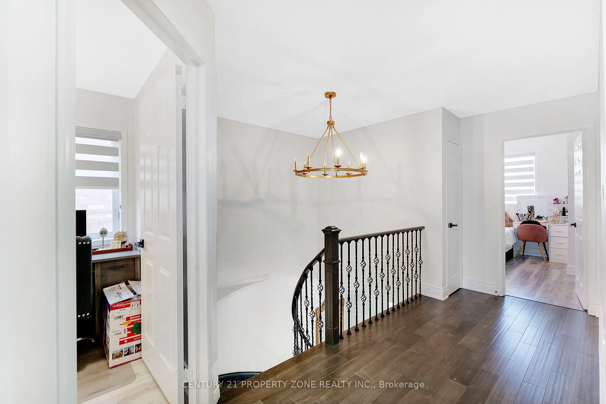 12 Ledgerock Road