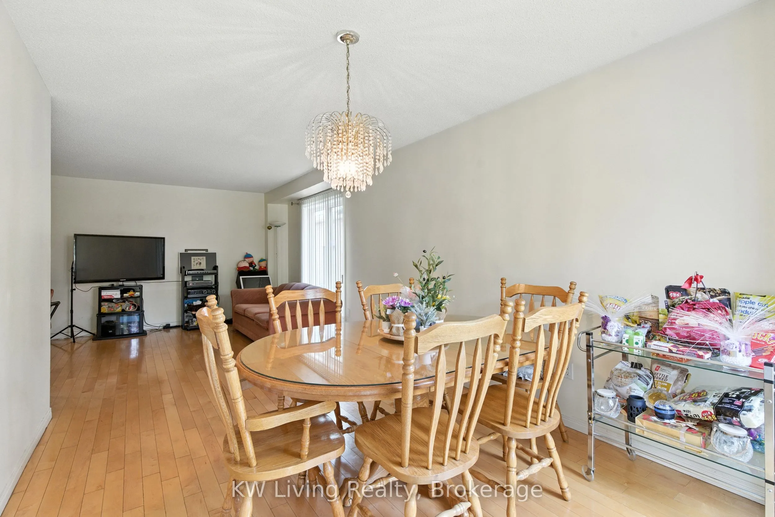 1599 Summergrove Crescent