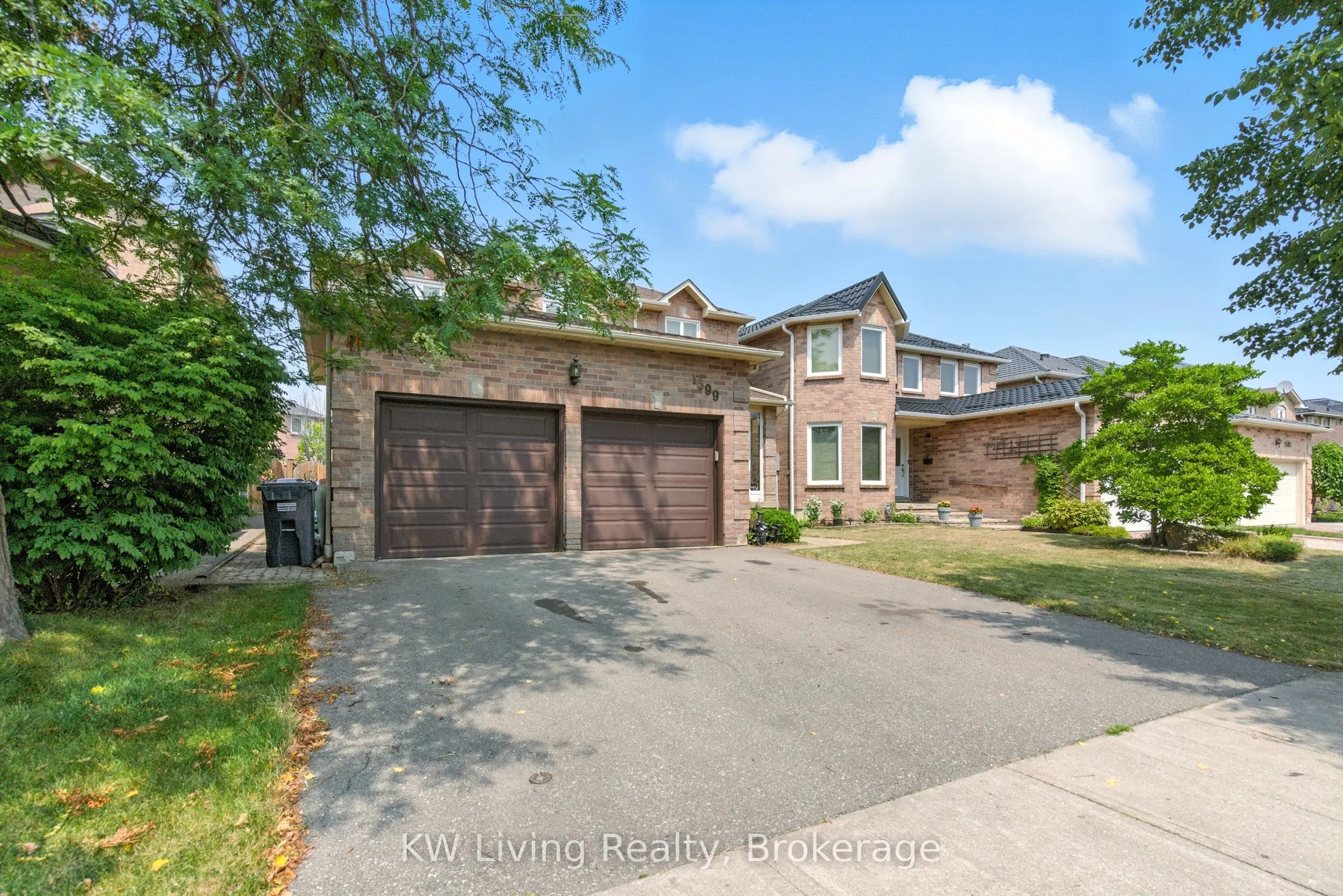 1599 Summergrove Crescent
