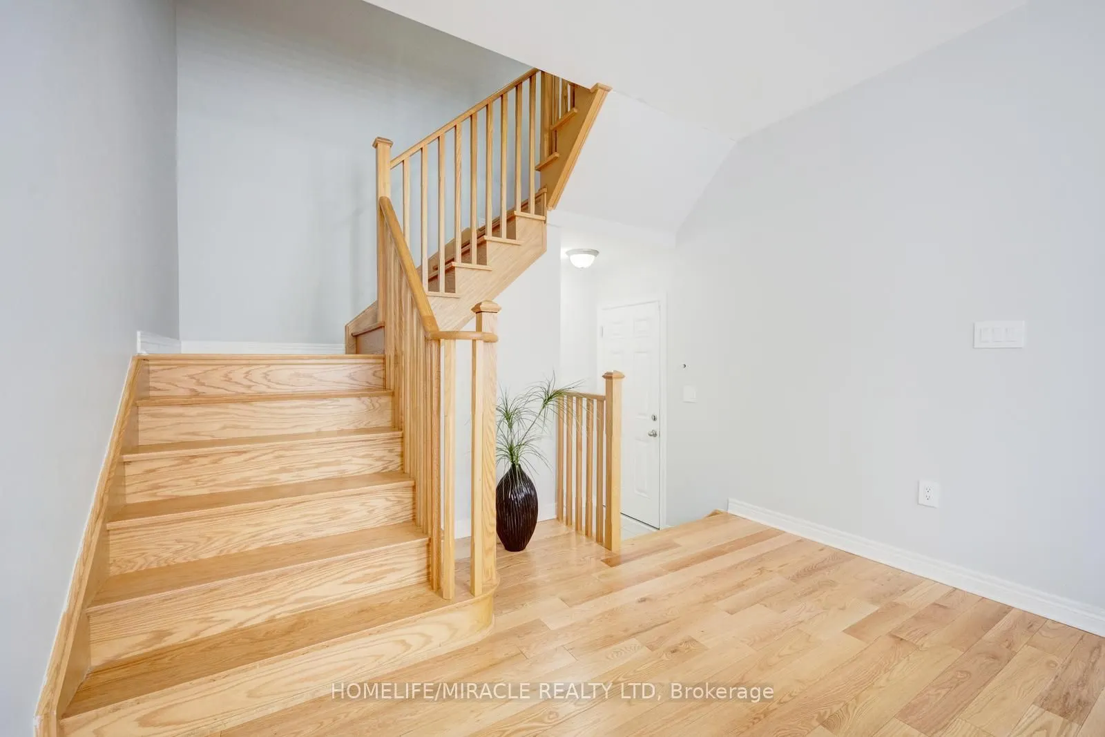44 Matterhorn Road