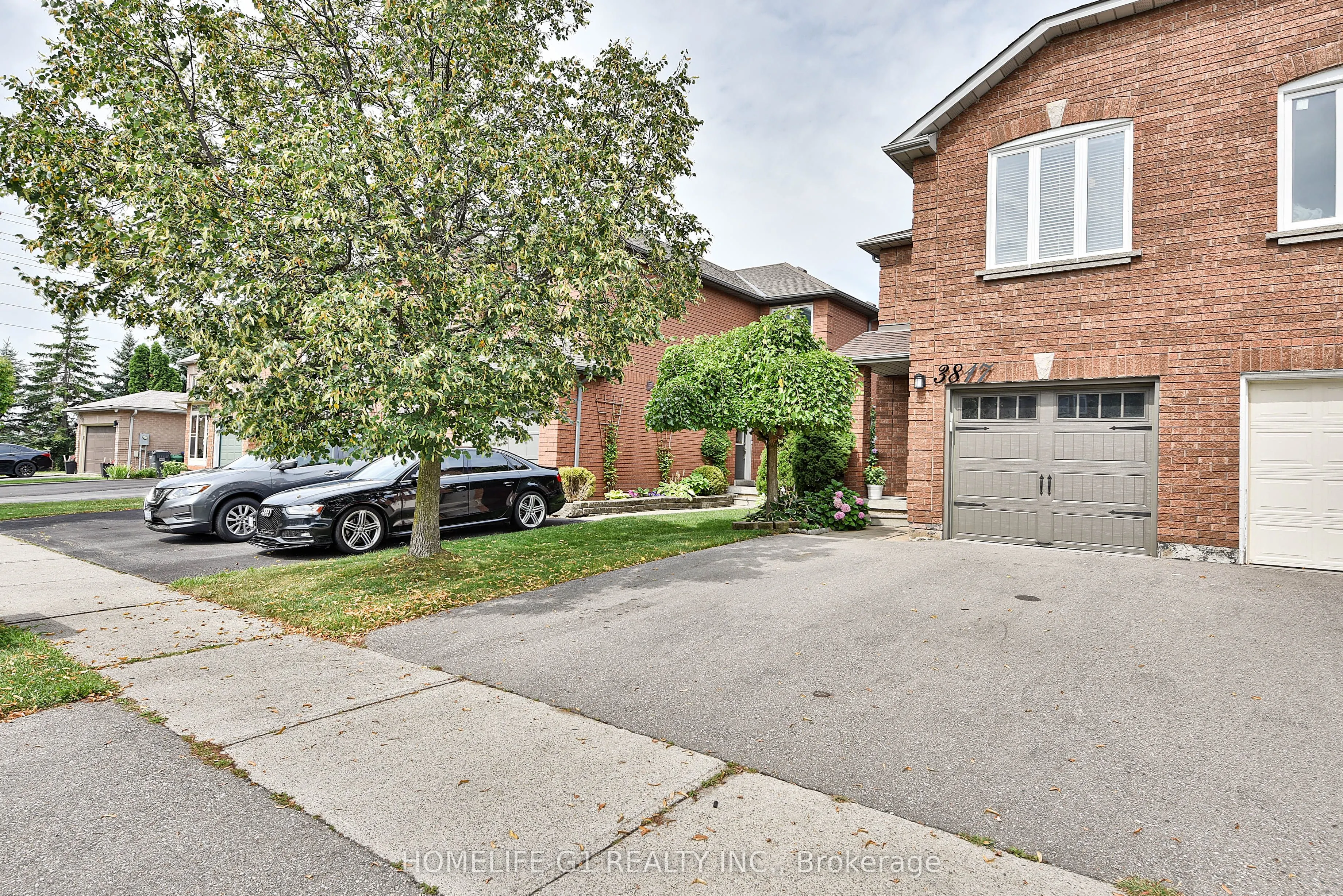 3817 Densbury Drive