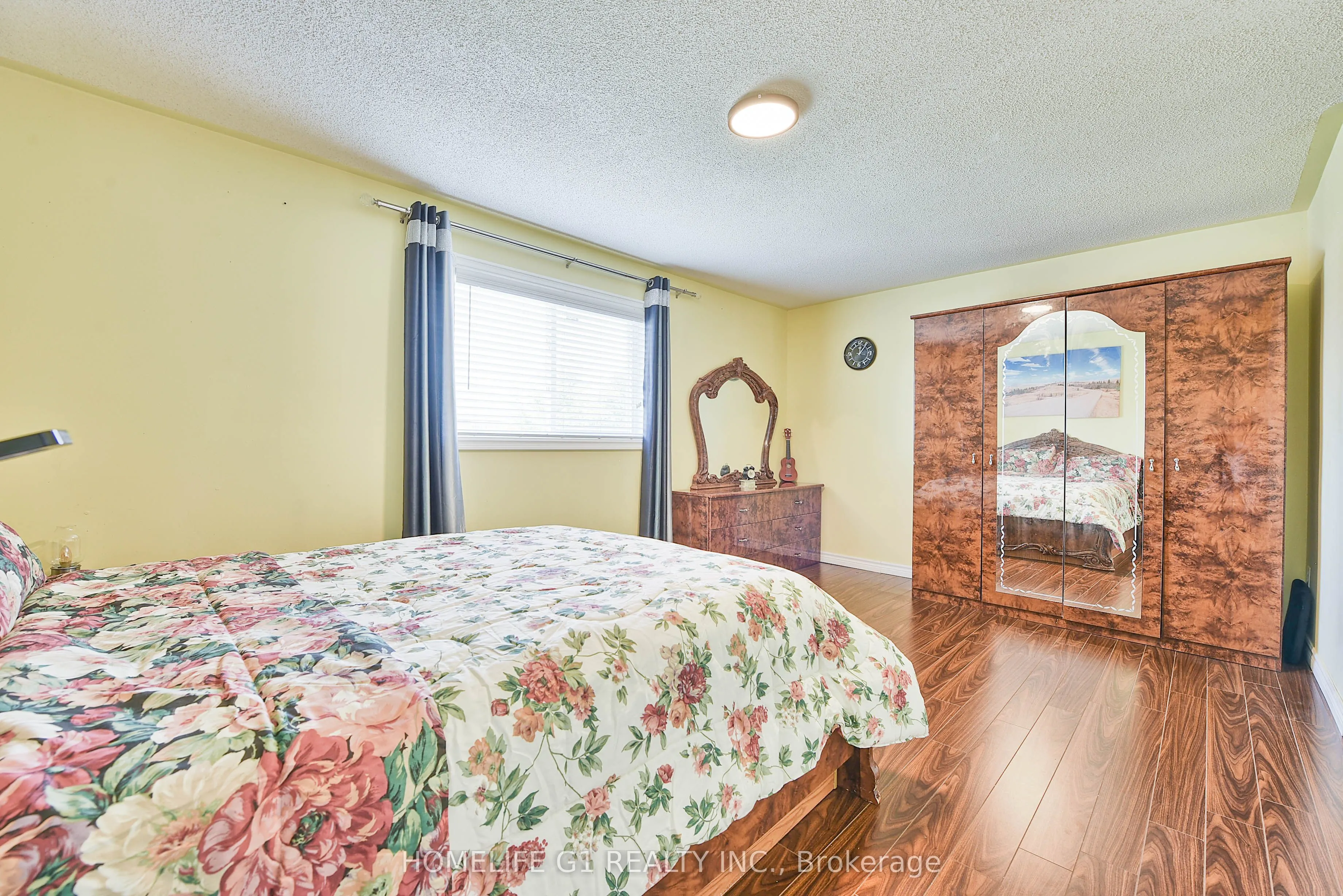 3817 Densbury Drive