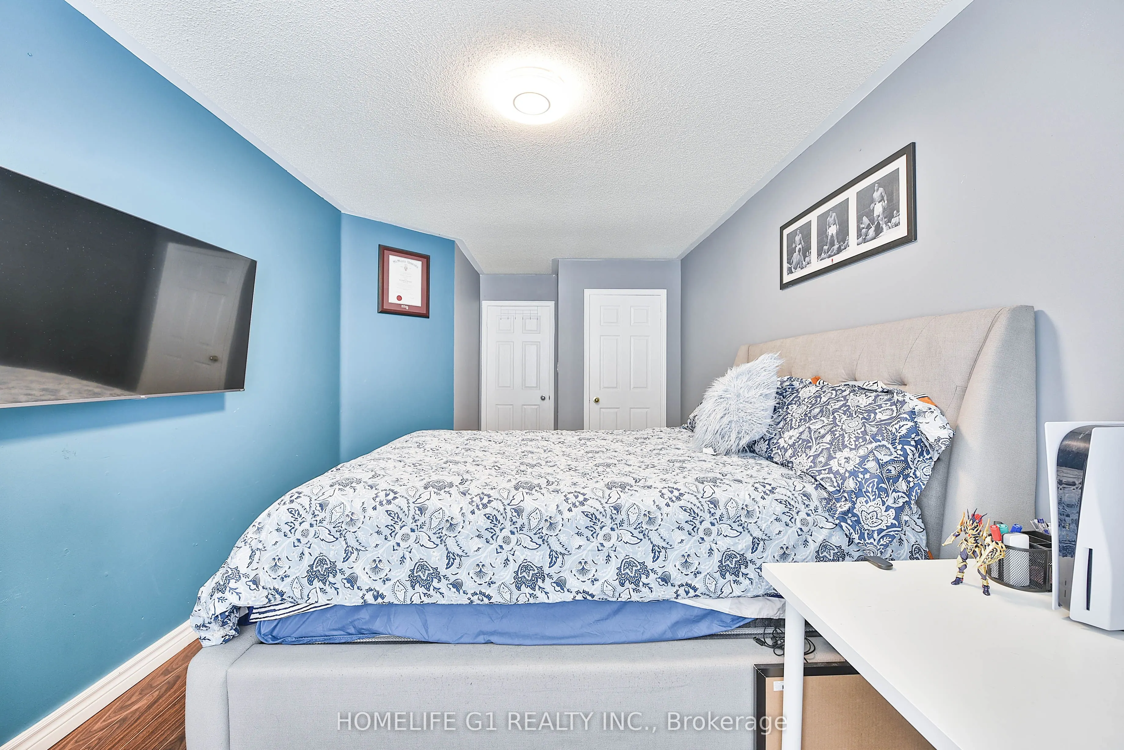 3817 Densbury Drive