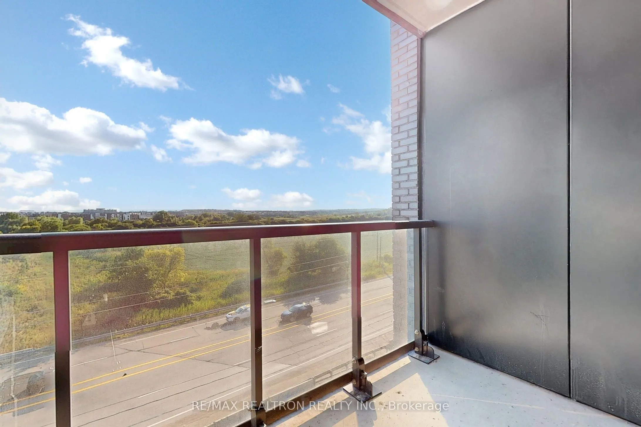 3079 Trafalgar Road, #503