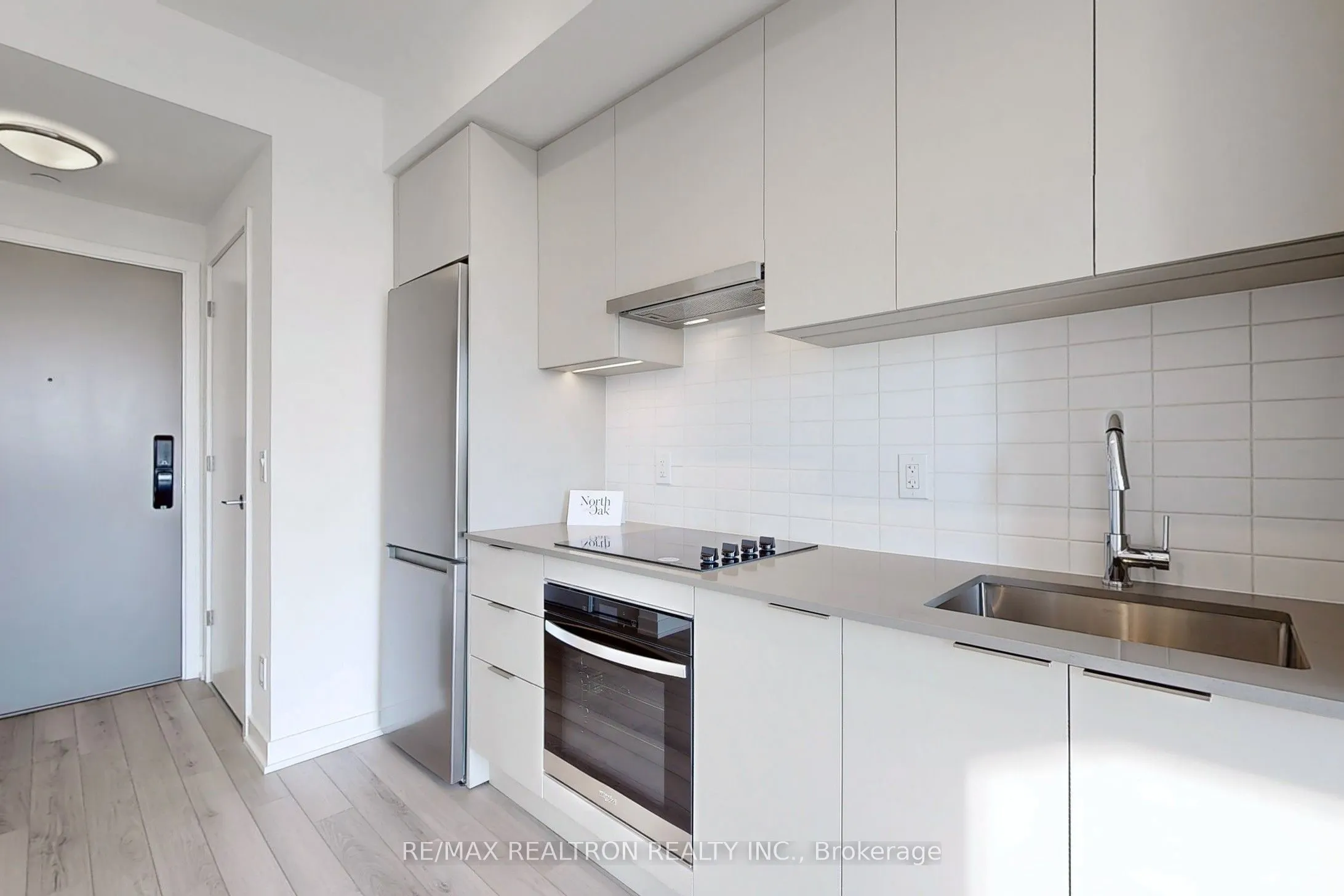3079 Trafalgar Road, #503