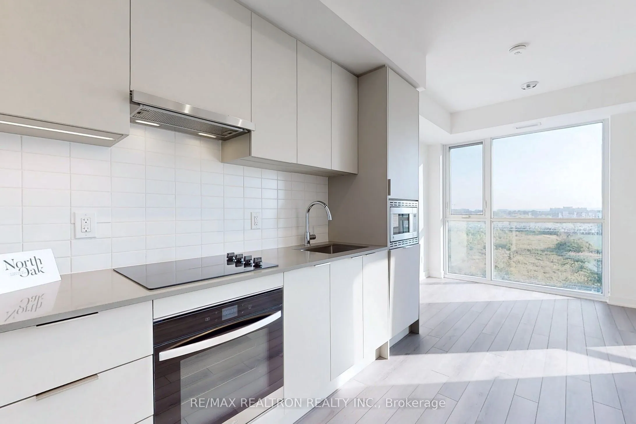 3079 Trafalgar Road, #503